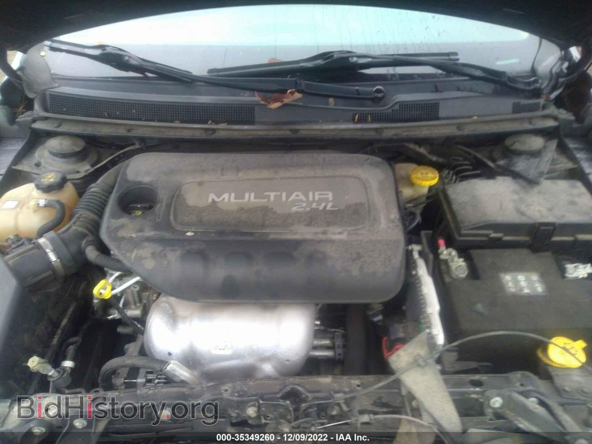 2016 CHRYSLER 200 - VIN: 1C3CCCABXGN137101 - Фото 10