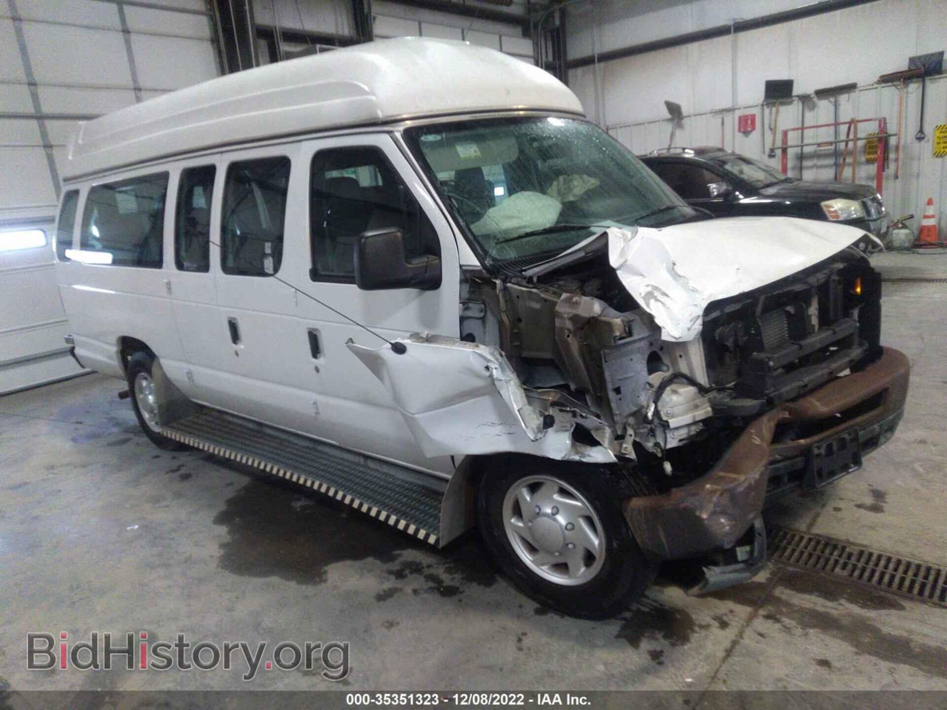 Photo 1FTNS2EW2BDA04331 - FORD ECONOLINE CARGO VAN 2011