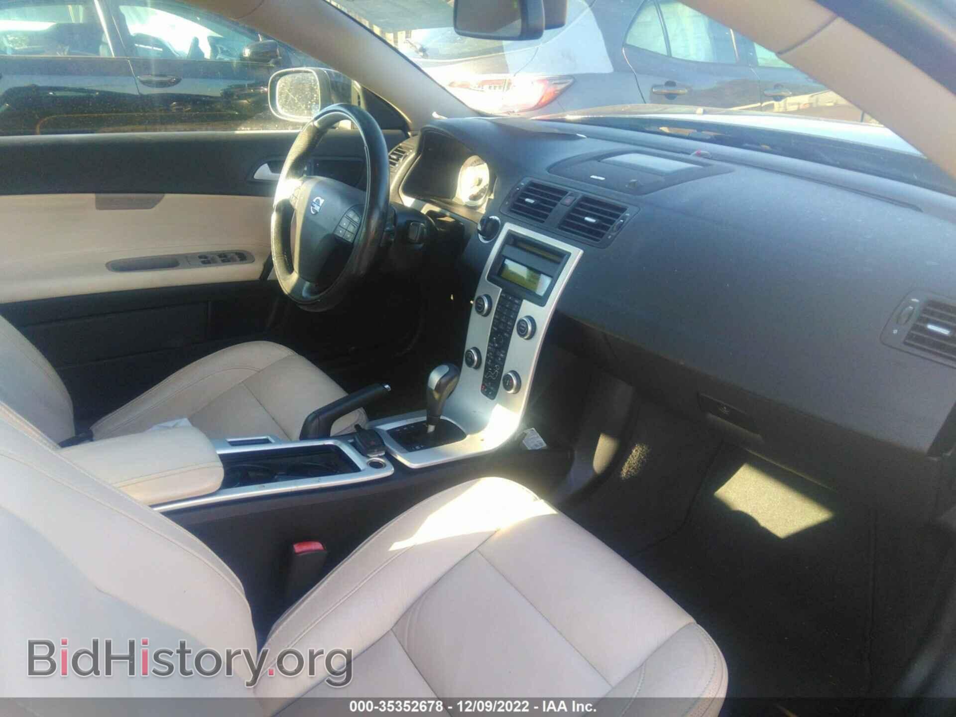 2013 VOLVO C70 - VIN: YV1672MC5DJ142263 - Фото 5