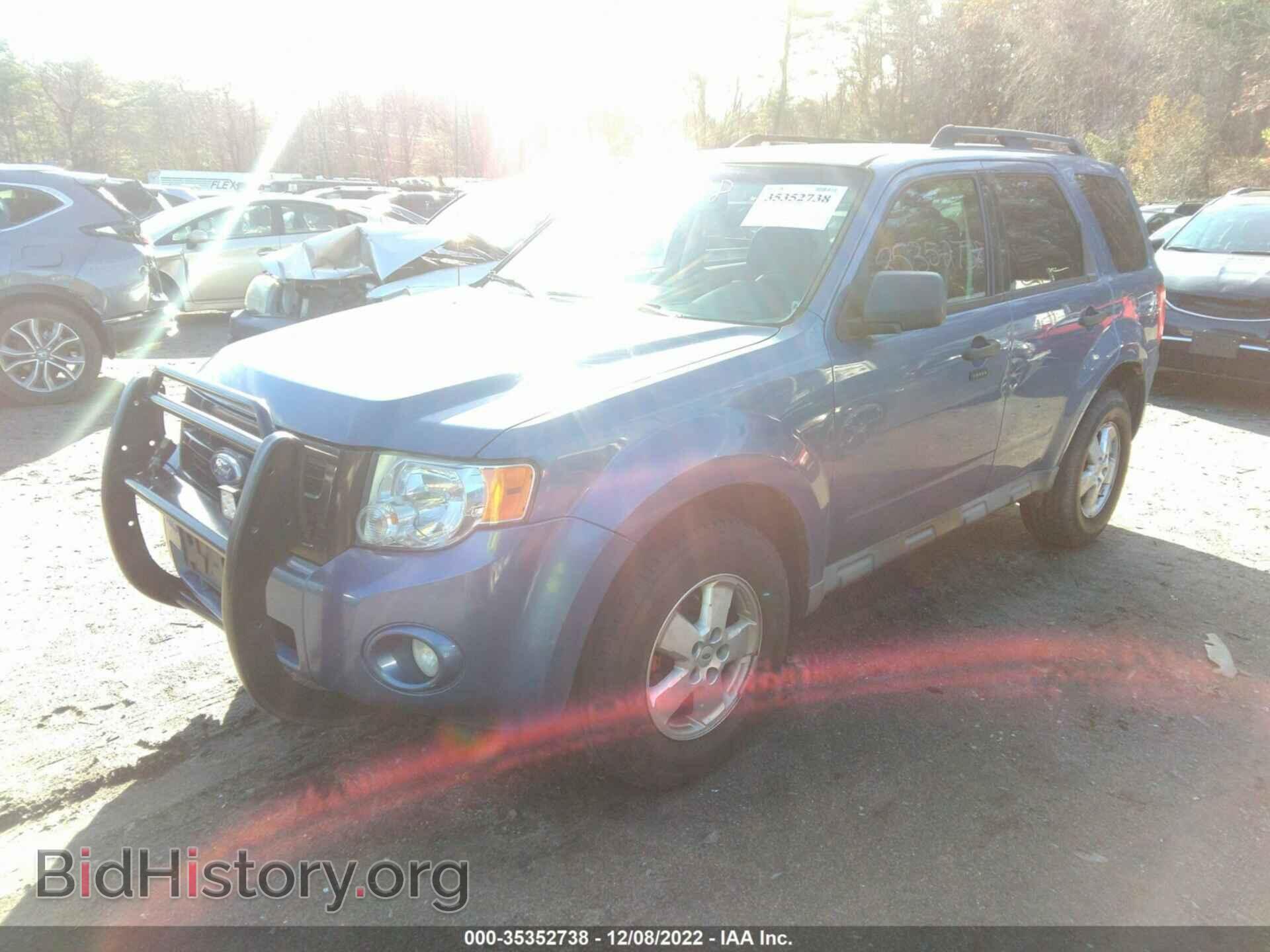 2010 FORD ESCAPE - VIN: 1FMCU0D79AKB11320 - Фото 2