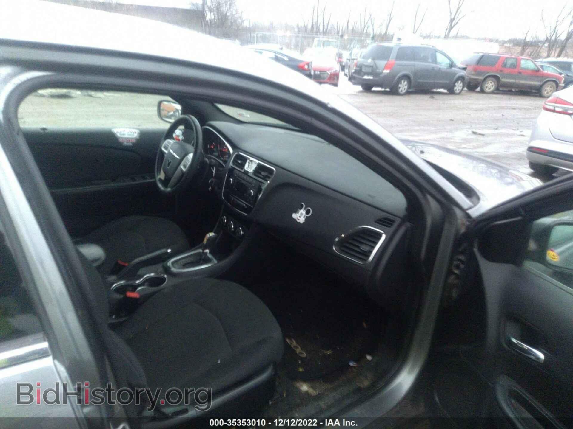 2011 CHRYSLER 200 - VIN: 1C3BC1FB3BN615361 - Photo 5