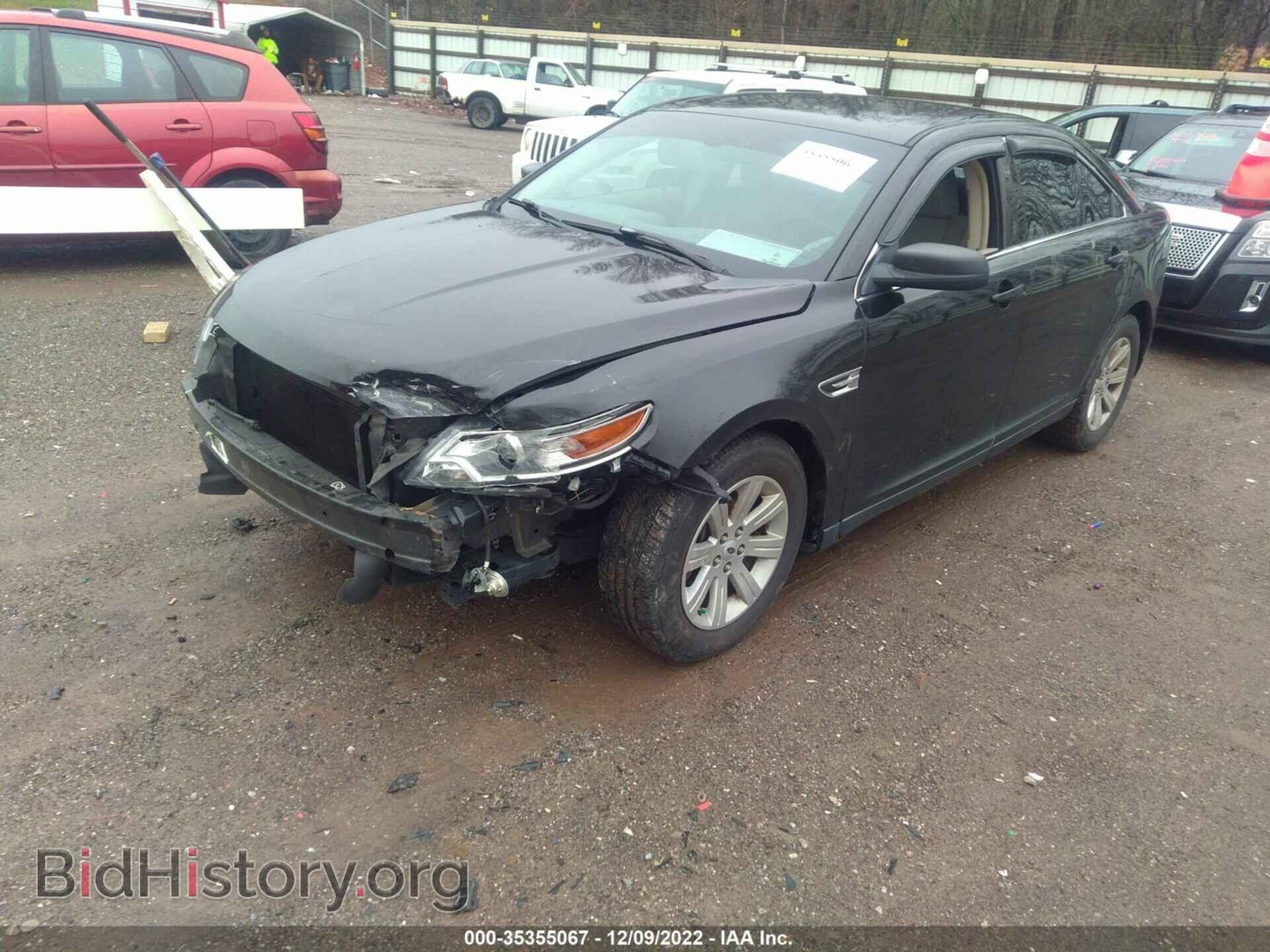 2011 FORD TAURUS - VIN: 1FAHP2DW5BG105481 - Фото 2