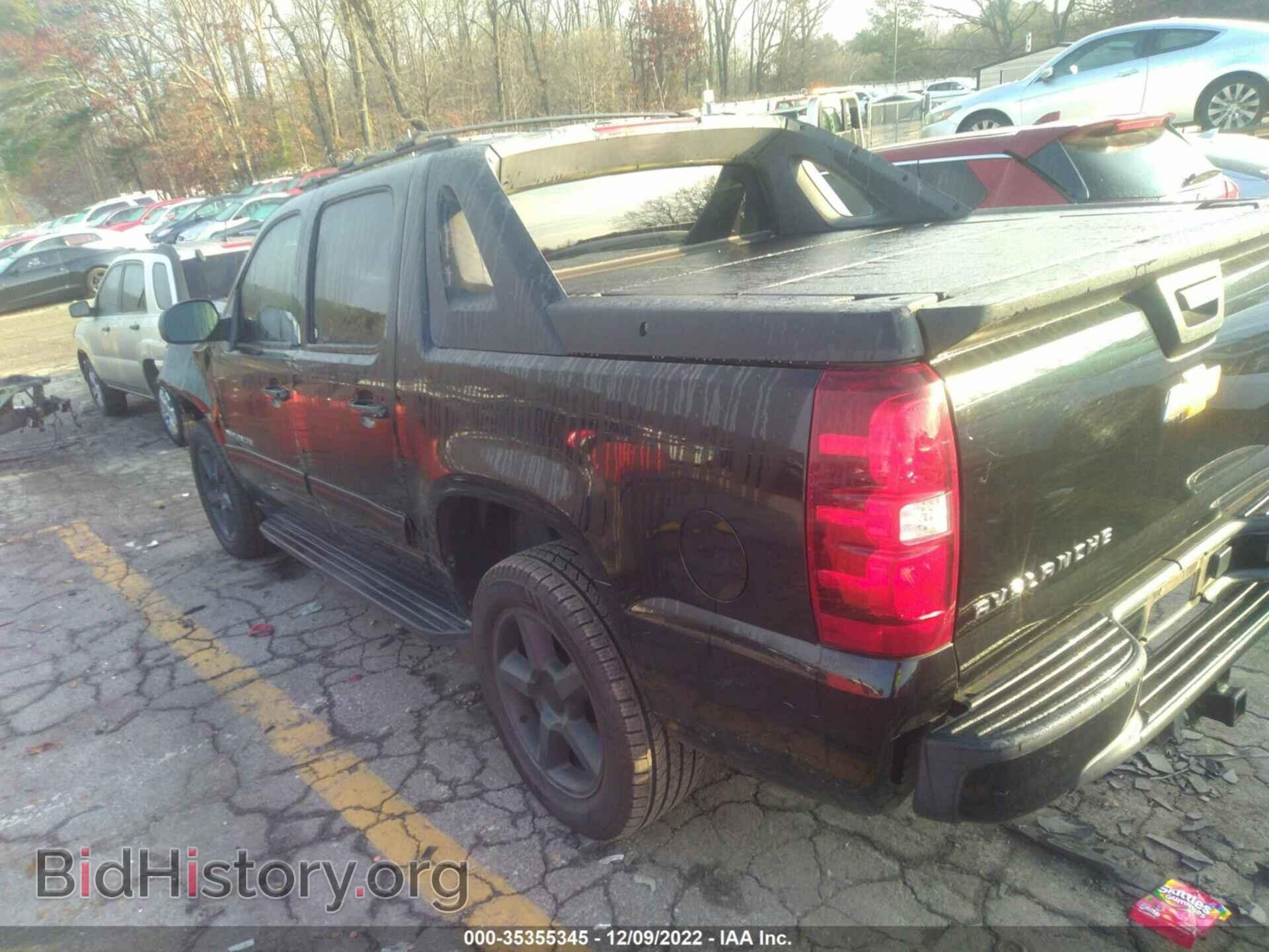 2012 CHEVROLET AVALANCHE - VIN: 3GNMCEE04CG146990 - Фото 3
