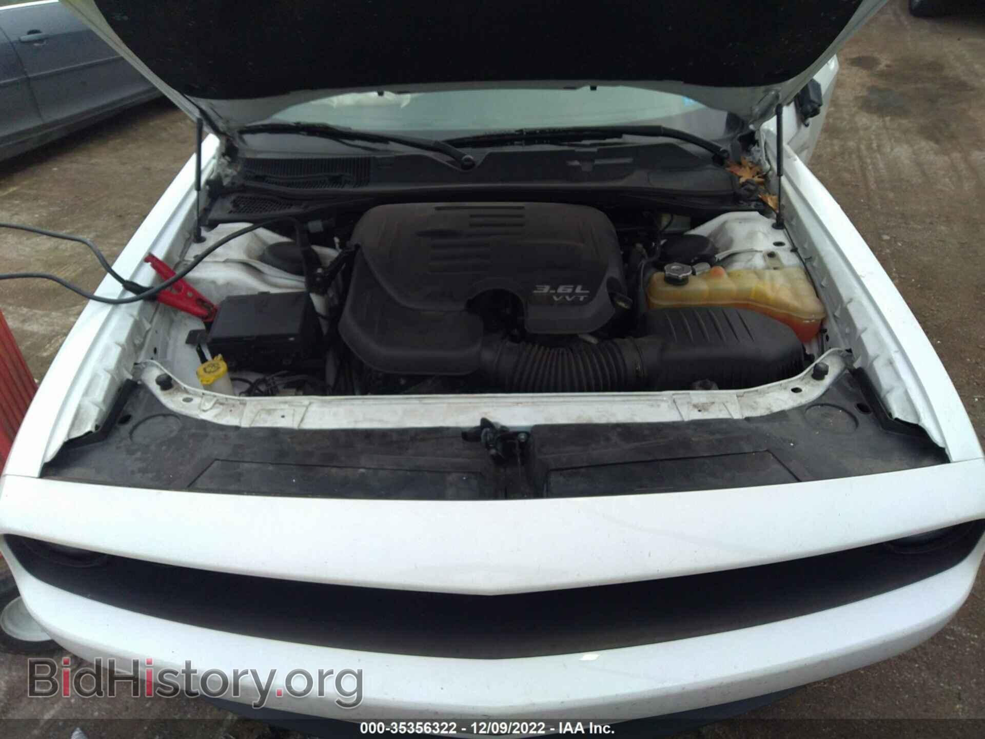 2016 DODGE CHALLENGER - VIN: 2C3CDZAG5GH158202 - Фото 10