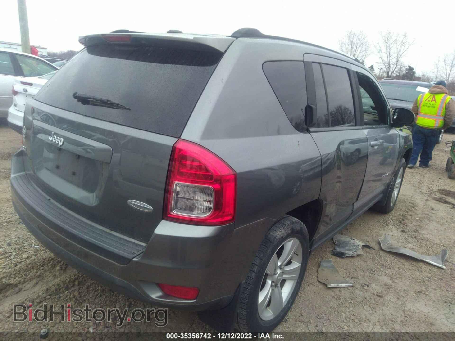 2012 JEEP COMPASS - VIN: 1C4NJDEB1CD563429 - Фото 4