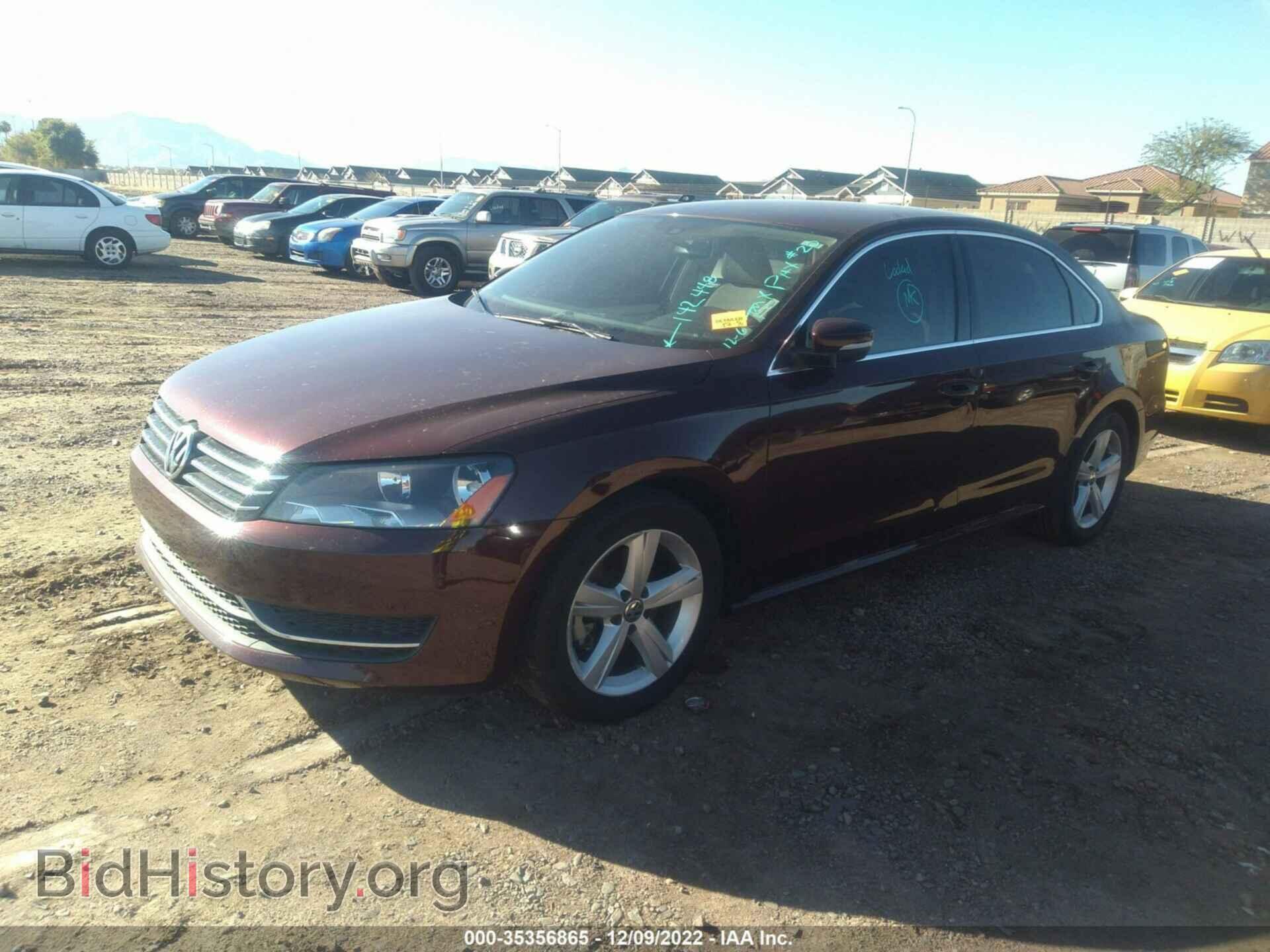 2013 VOLKSWAGEN PASSAT - VIN: 1VWBP7A37DC142448 - Фото 2