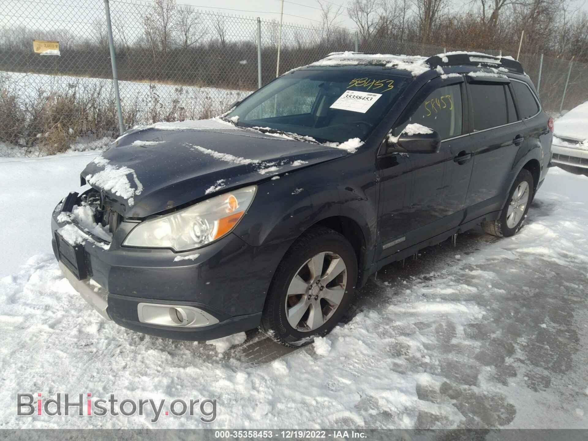 2011 SUBARU OUTBACK - VIN: 4S4BRBKC8B3420197 - Фото 2