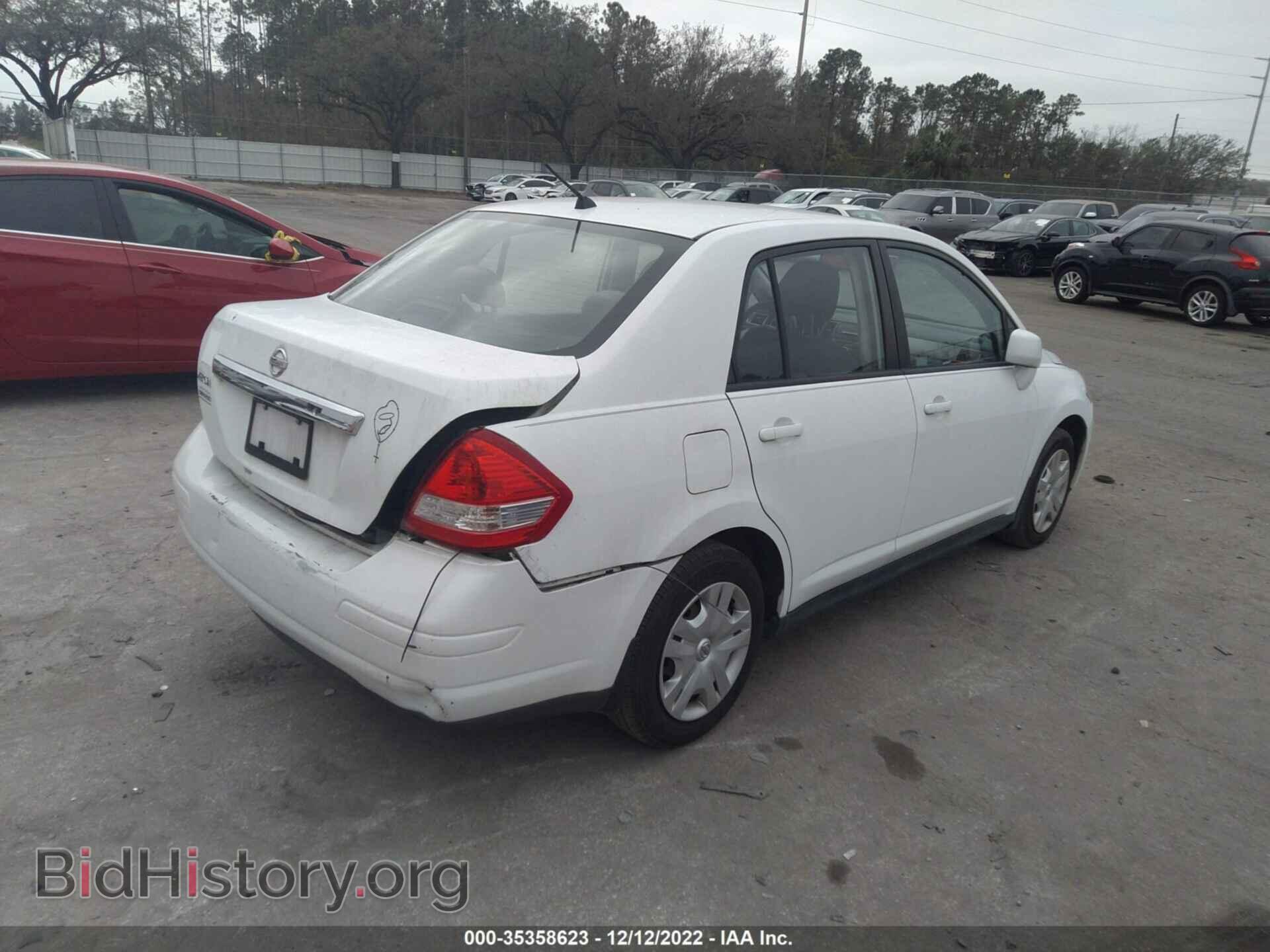 2010 NISSAN VERSA - VIN: 3N1BC1AP2AL416561 - Фото 4