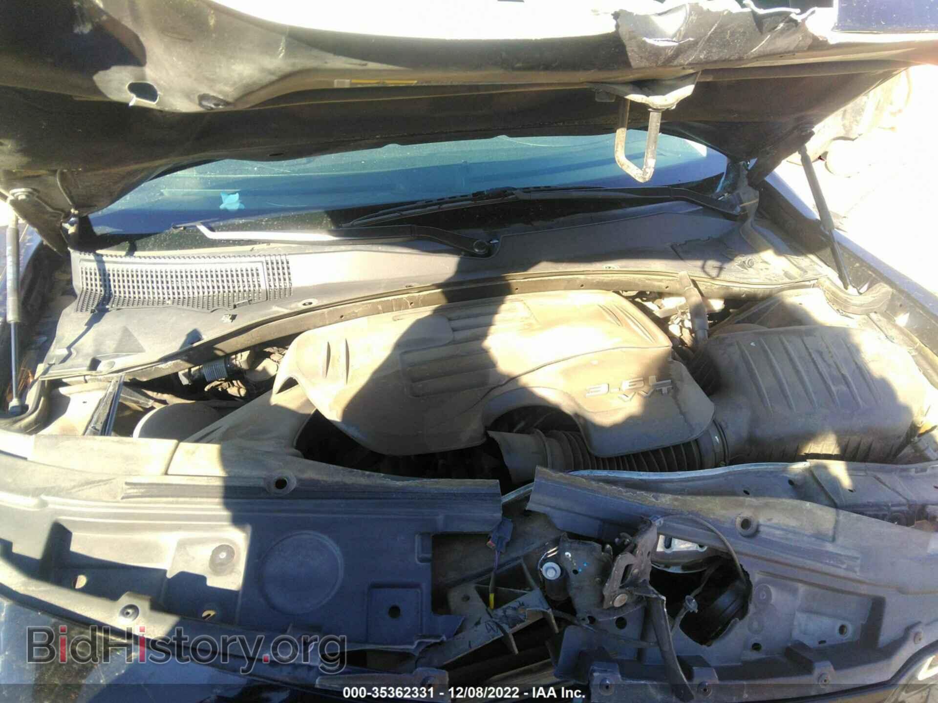 2018 CHRYSLER 300 - VIN: 2C3CCAAG2JH117375 - Фото 10