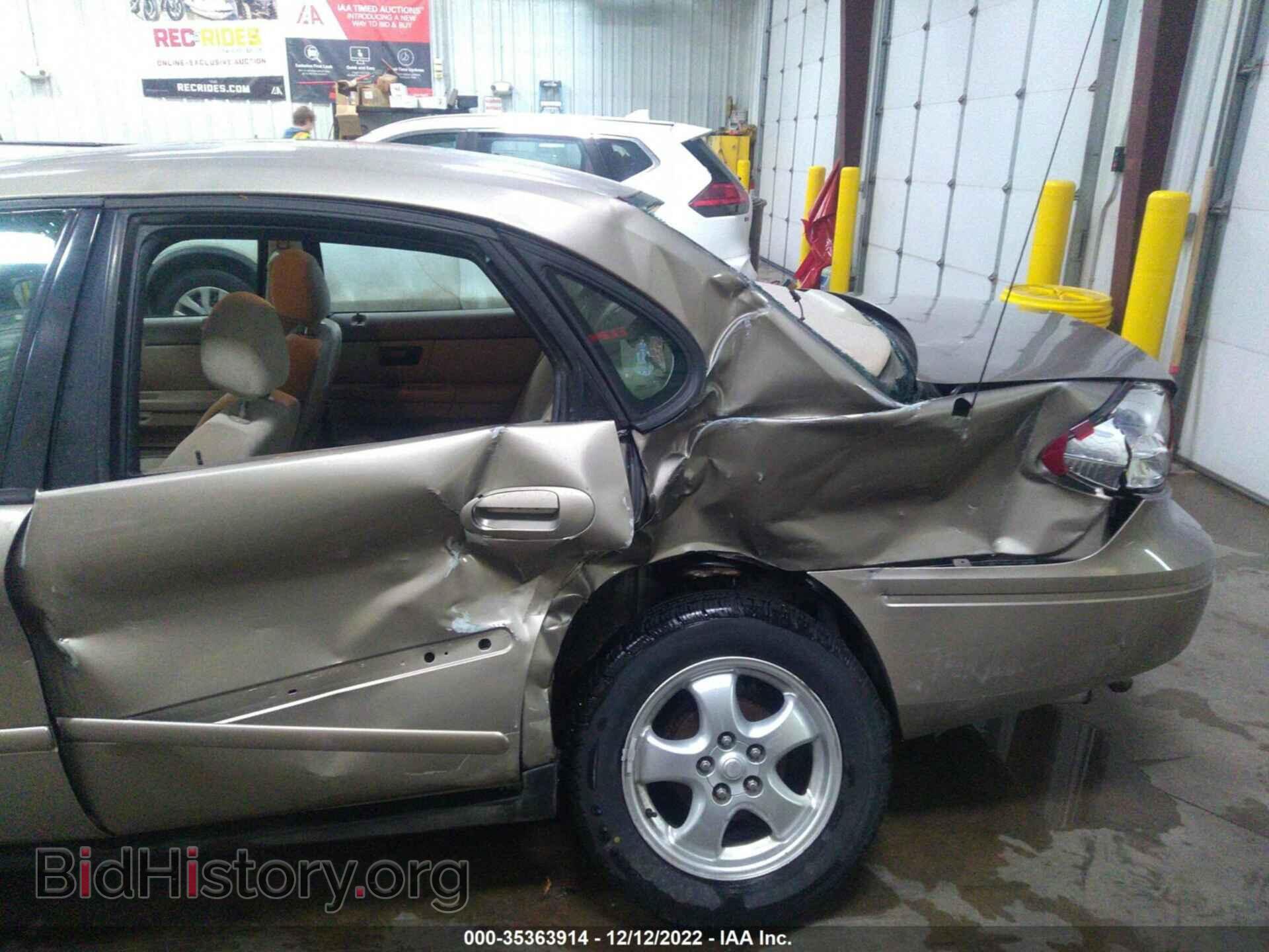 2006 FORD TAURUS - VIN: 1FAFP53UX6A197530 - Фото 6