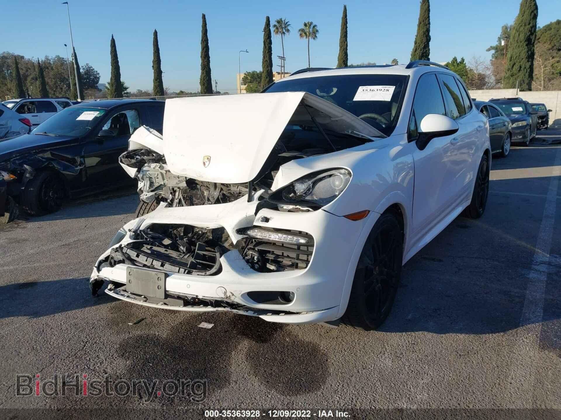 2014 PORSCHE CAYENNE - VIN: WP1AD2A22ELA72360 - Фото 2