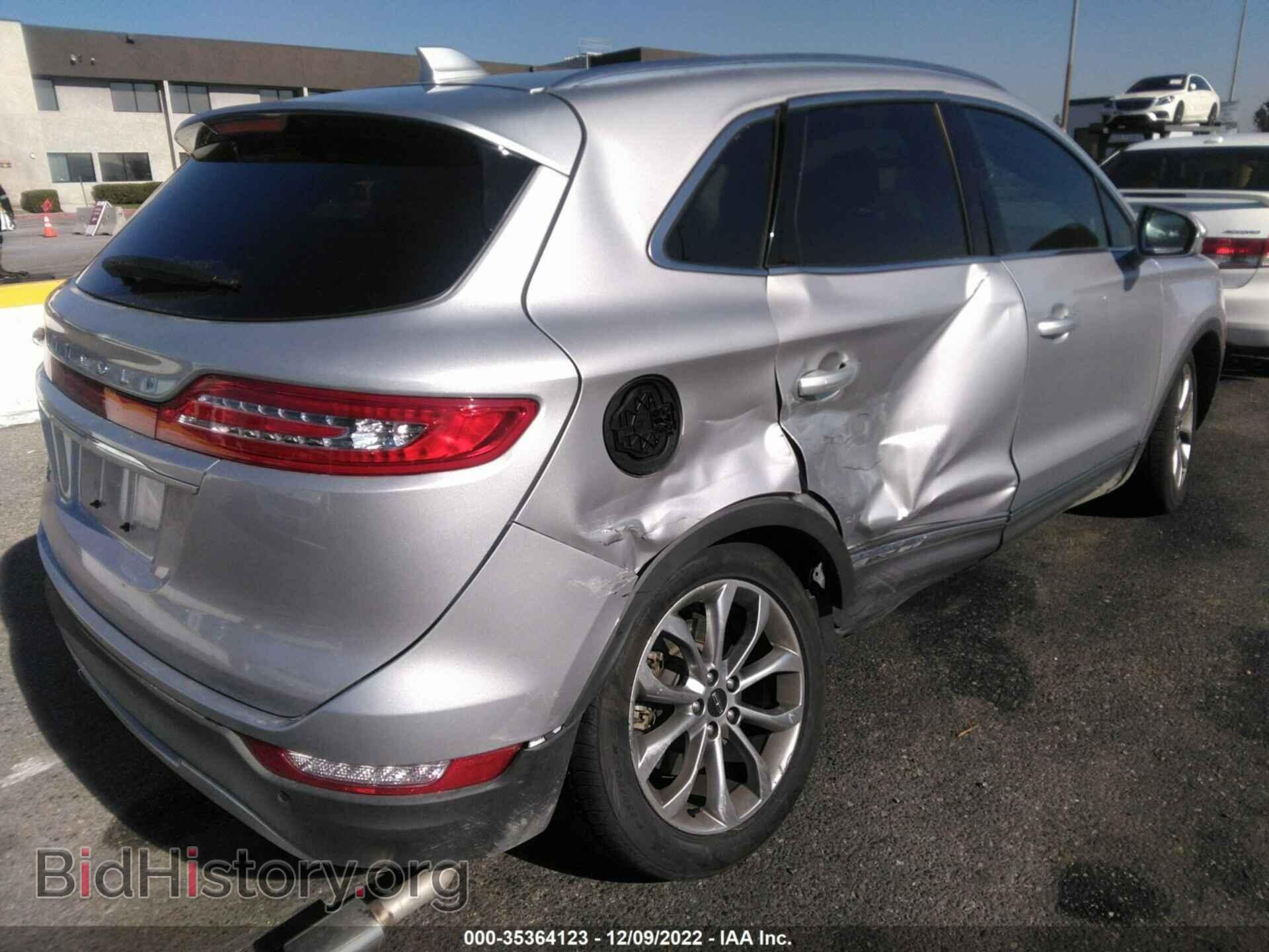 2019 LINCOLN MKC - VIN: 5LMCJ2C97KUL15463 - Photo 4