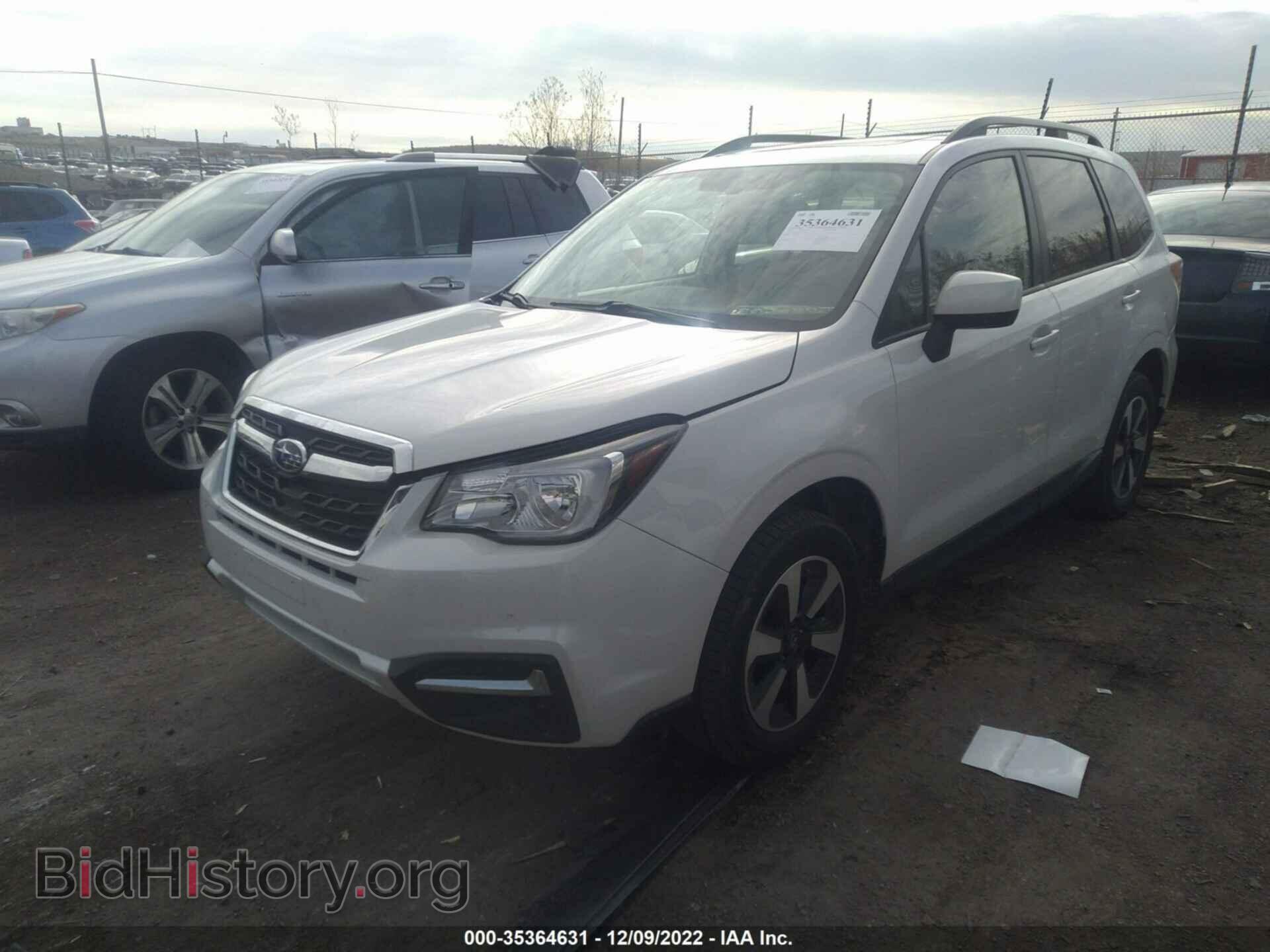 2017 SUBARU FORESTER - VIN: JF2SJADC8HH562811 - Фото 2