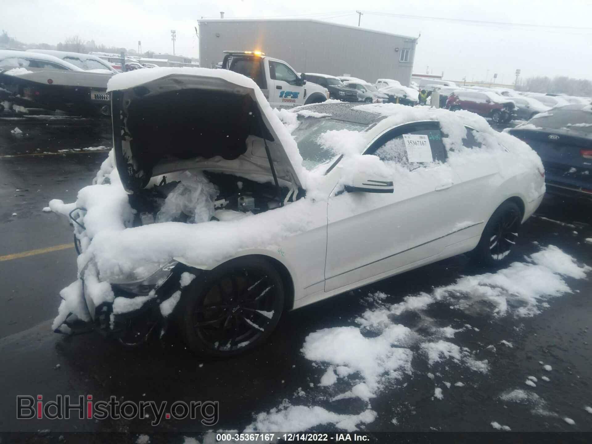 2011 MERCEDES-BENZ E-CLASS - VIN: WDDKJ5GB2BF076139 - Фото 2