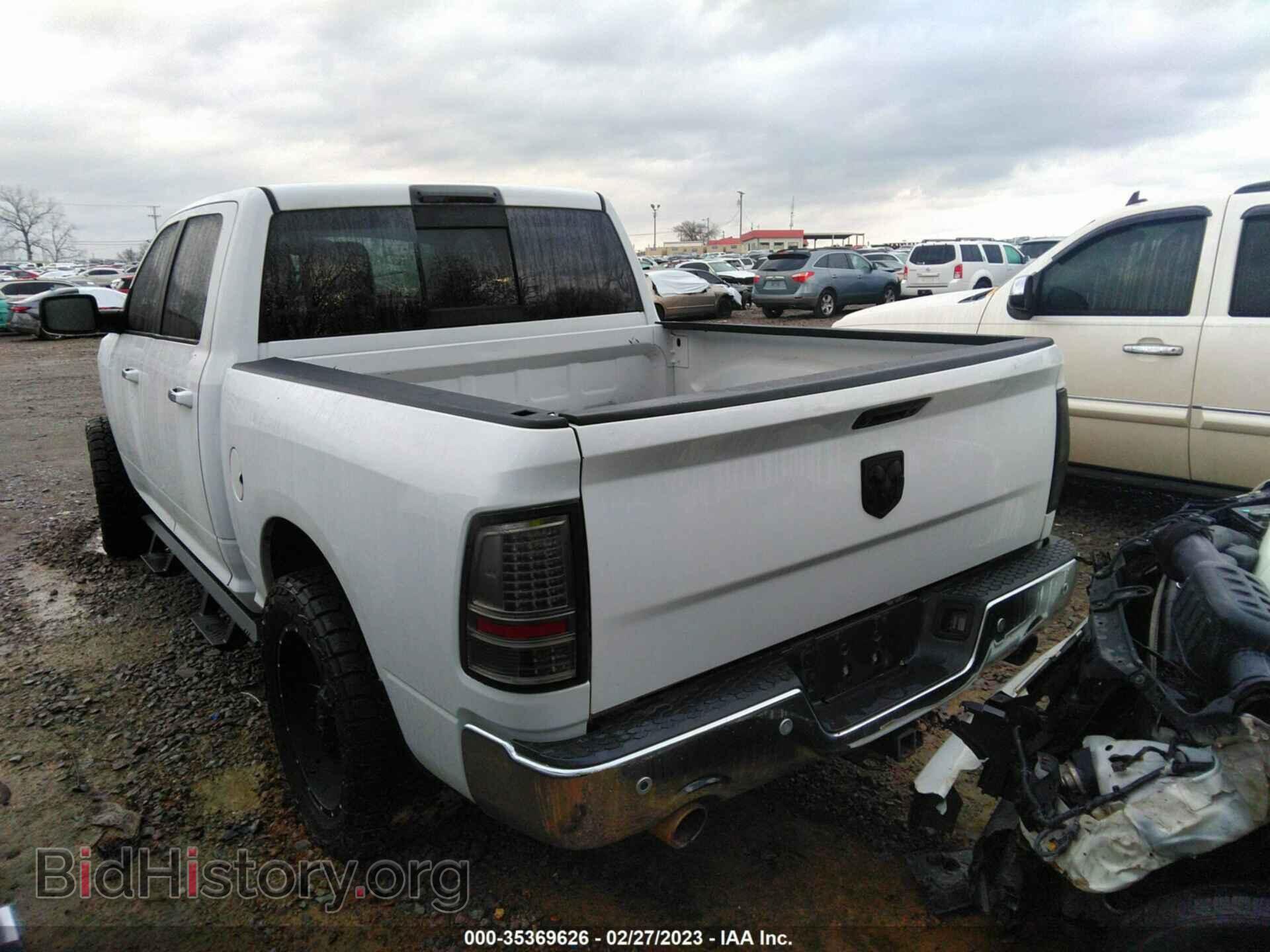 2017 RAM 1500 - VIN: 3C6RR6LT3HG563807 - Фото 3