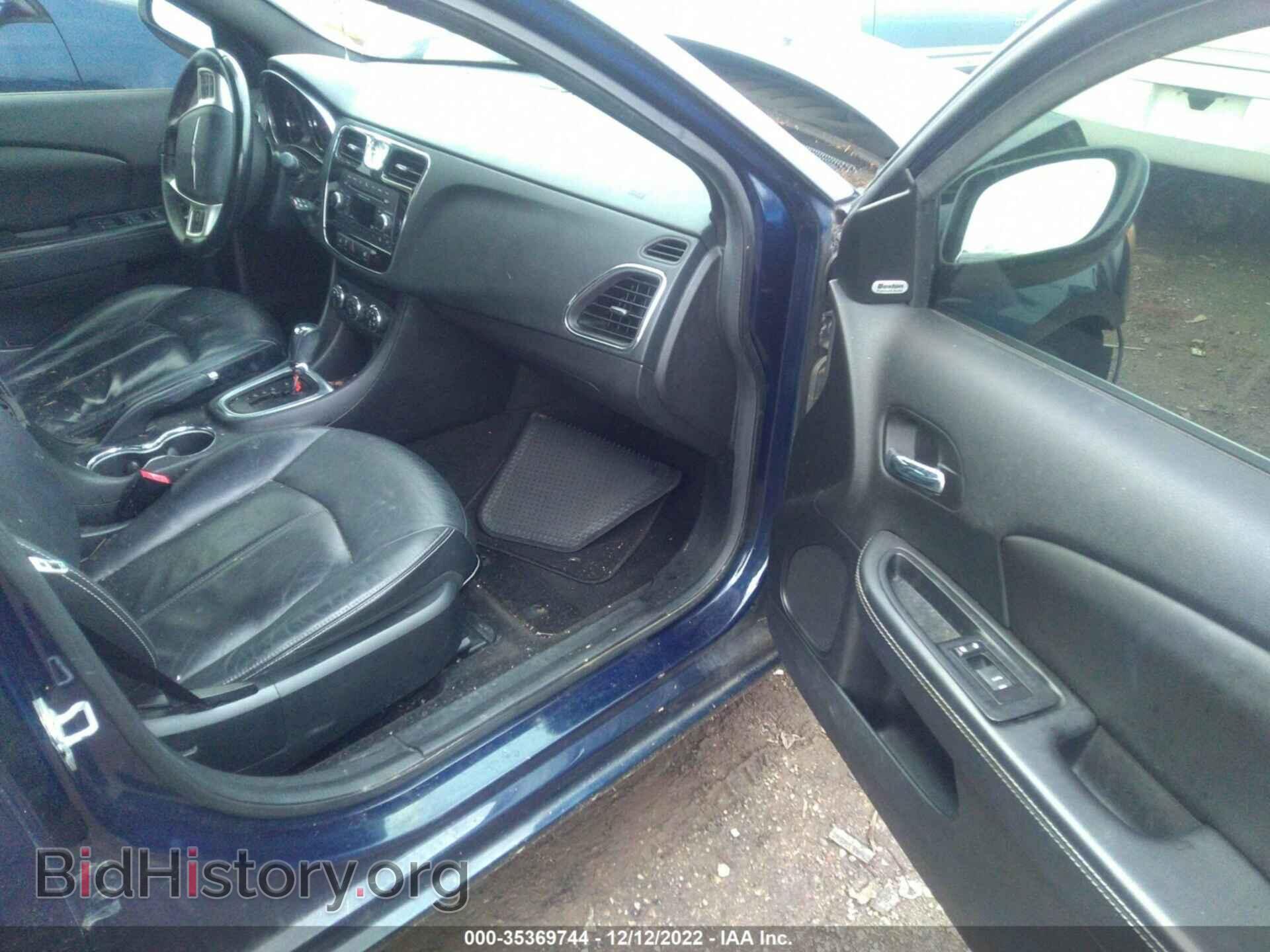 2013 CHRYSLER 200 - VIN: 1C3CCBCG8DN575159 - Фото 5