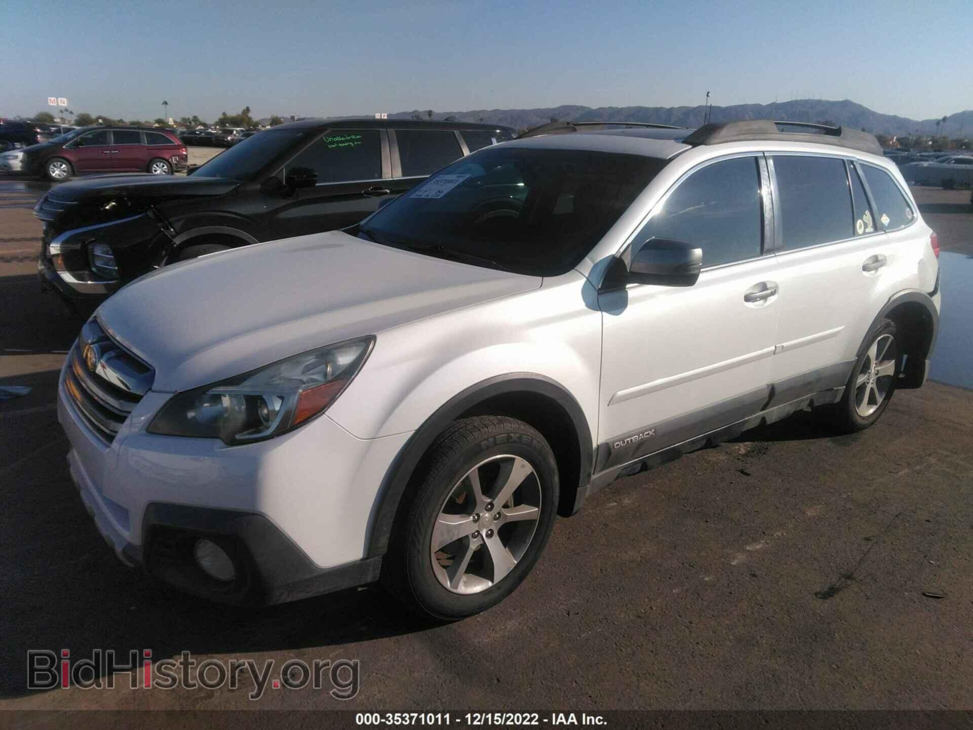 2014 SUBARU OUTBACK - VIN: 4S4BRBPC2E3319833 - Фото 2