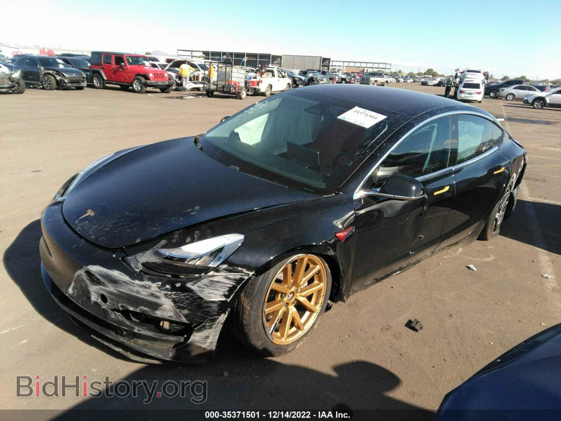 2018 TESLA MODEL 3 - VIN: 5YJ3E1EA7JF123089 - Photo 2
