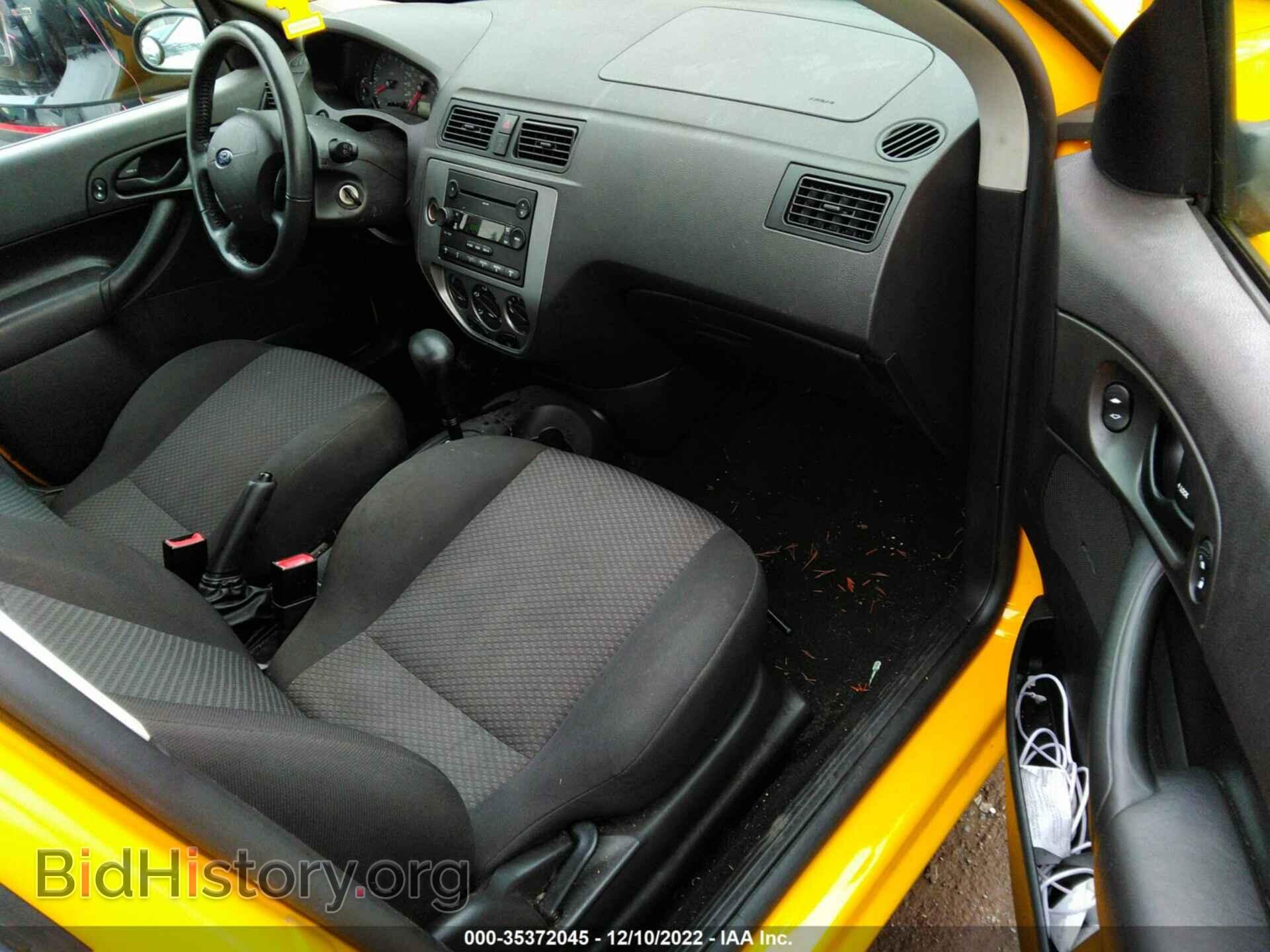 2006 FORD FOCUS - VIN: 1FAFP37N96W158972 - Фото 5