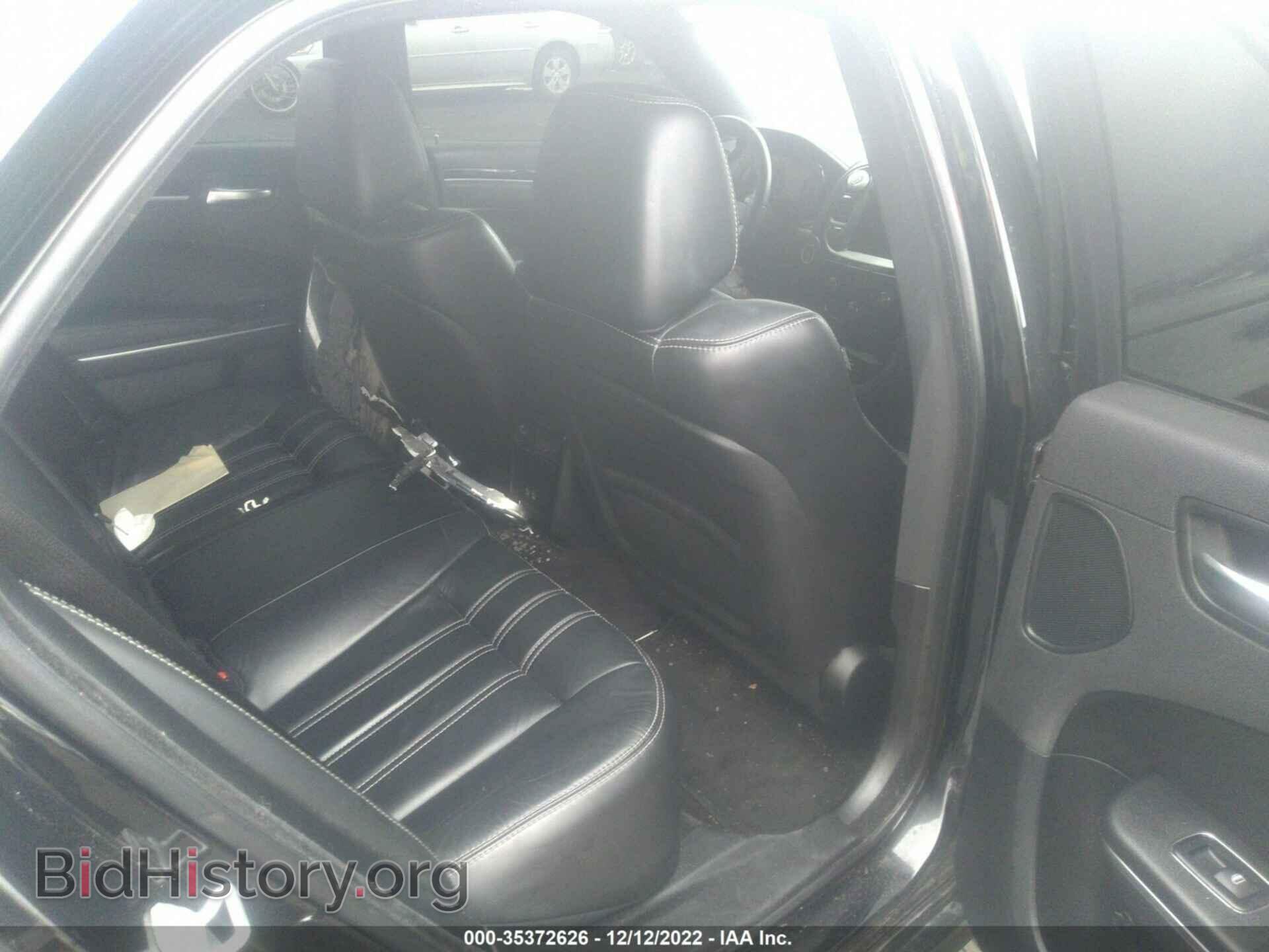 2017 CHRYSLER 300 - VIN: 2C3CCAGG2HH591912 - Фото 8
