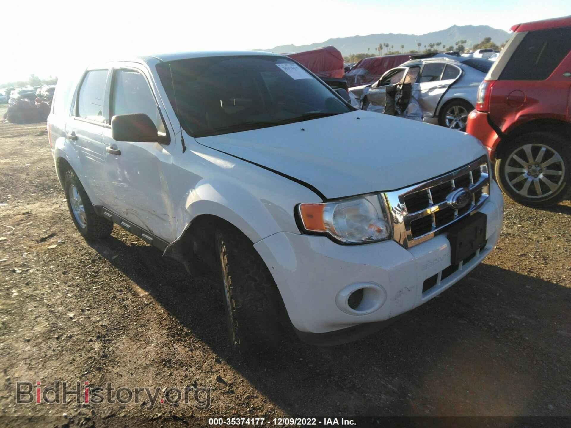Фотография 1FMCU0C79CKB31779 - FORD ESCAPE 2012