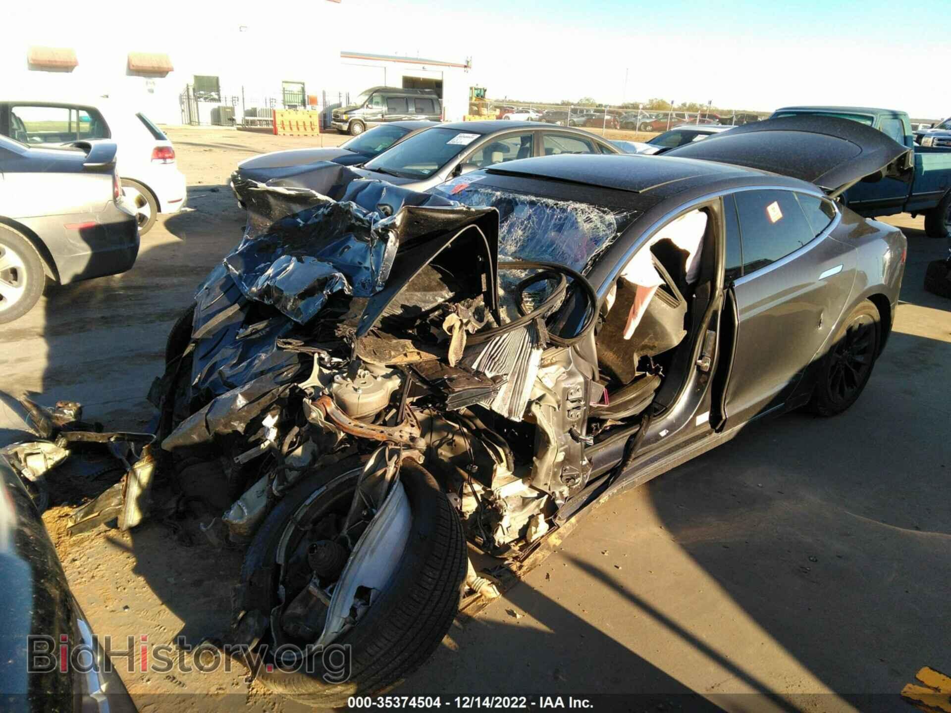 2016 TESLA MODEL S - VIN: 5YJSA1E28GF157180 - Фото 2