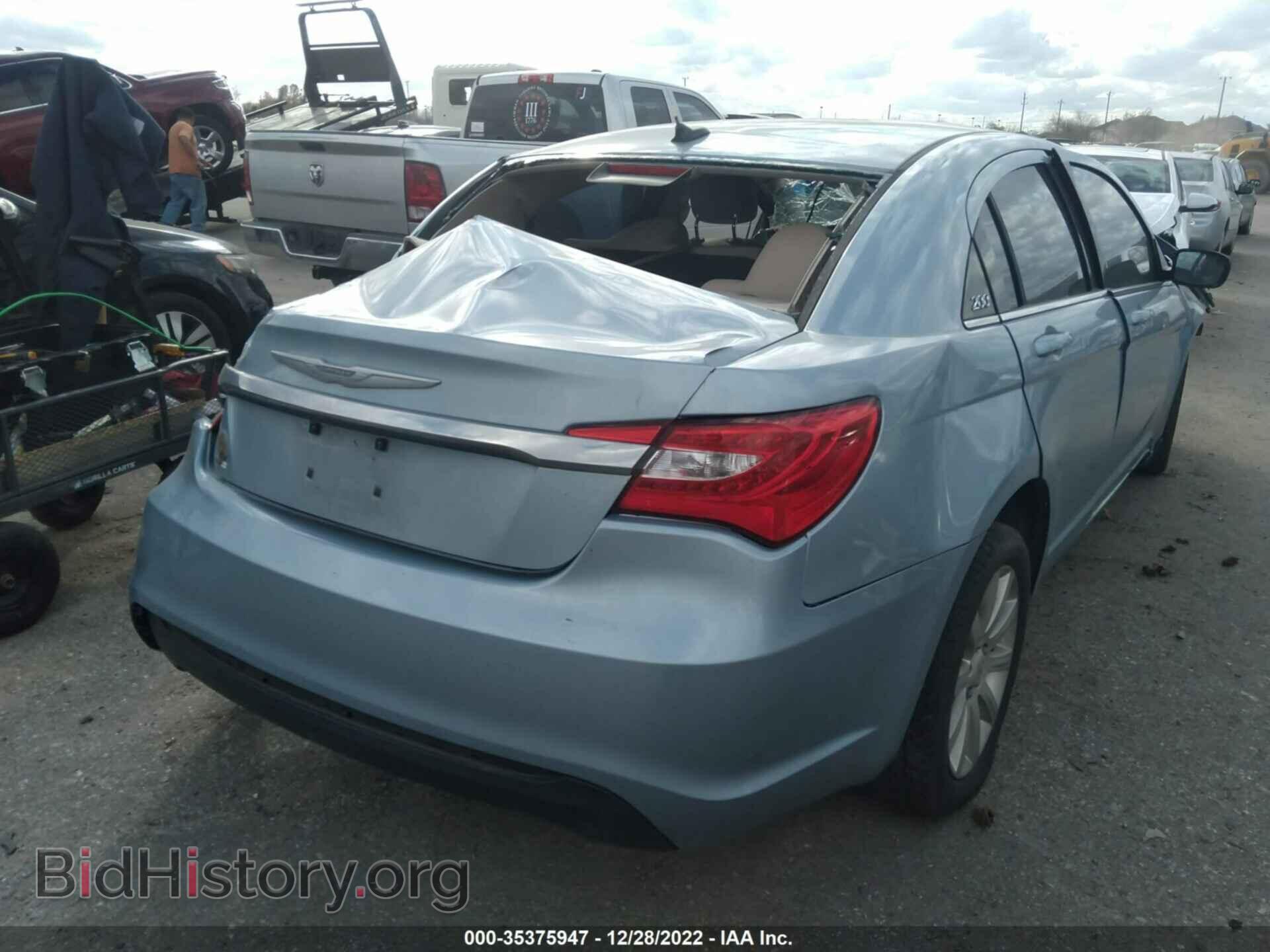 2013 CHRYSLER 200 - VIN: 1C3CCBBB5DN577747 - Photo 4