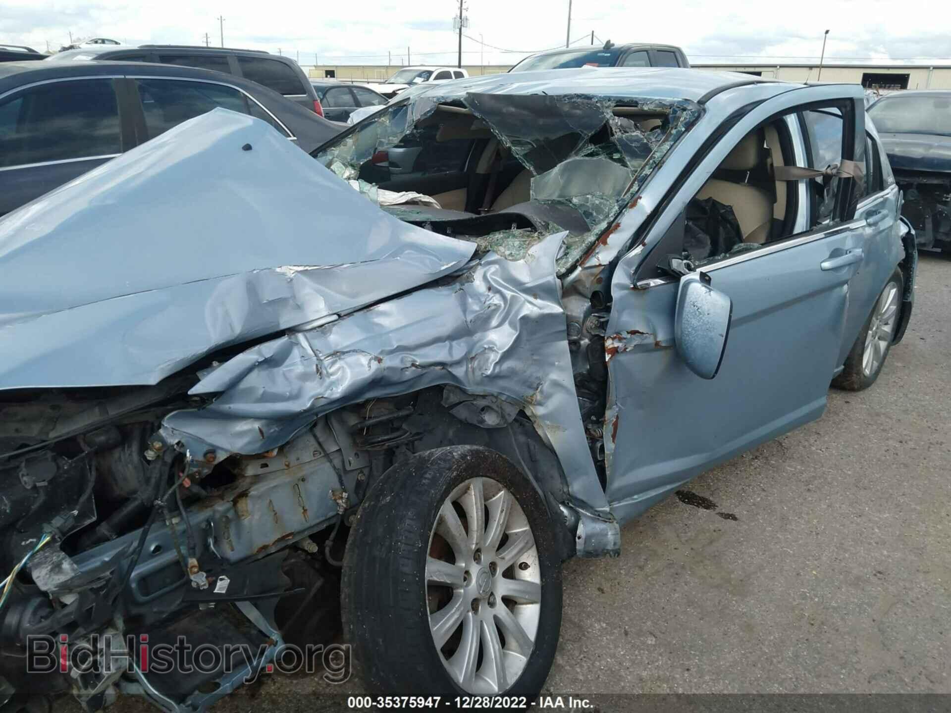 2013 CHRYSLER 200 - VIN: 1C3CCBBB5DN577747 - Photo 6
