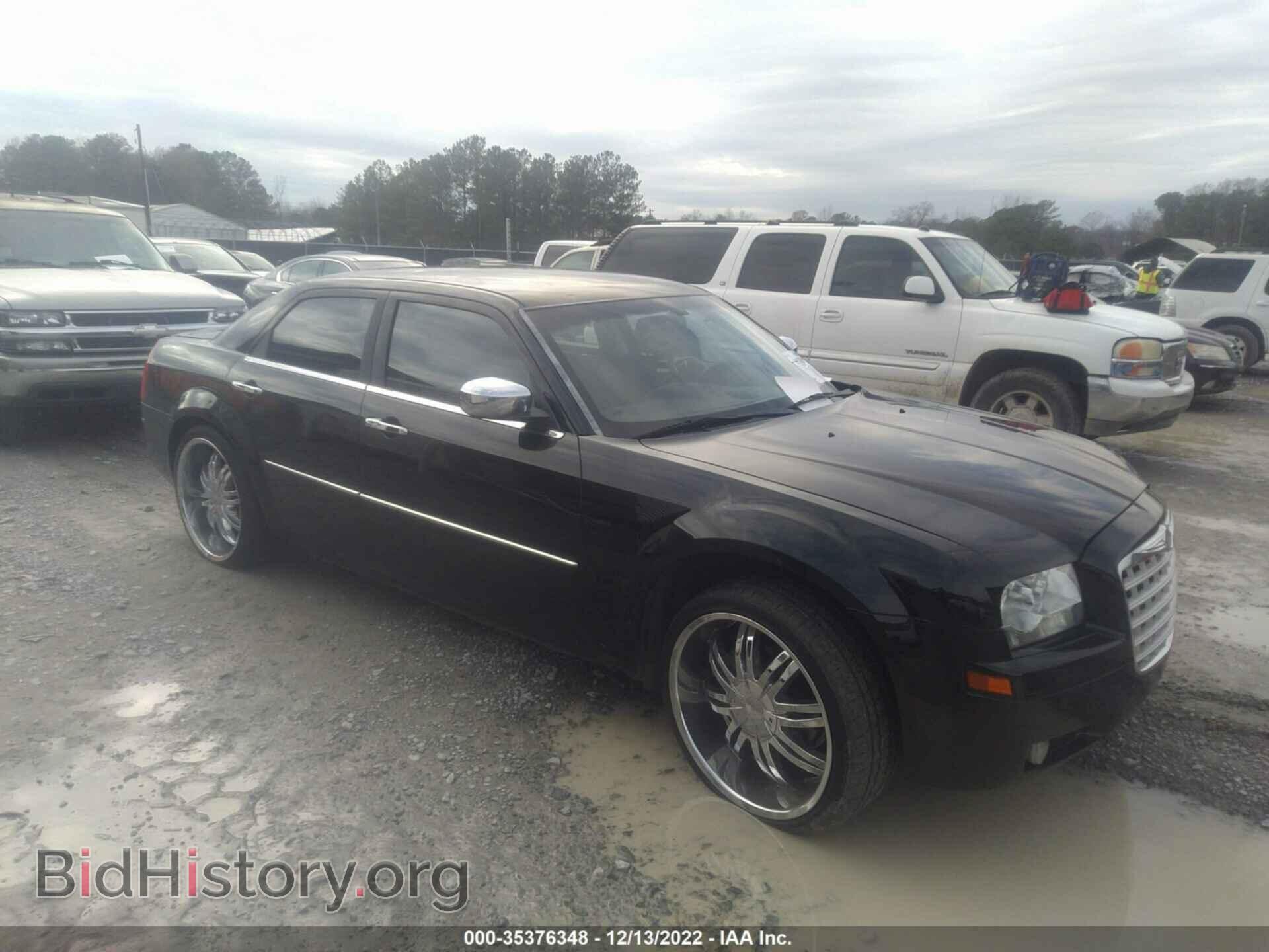 Photo 2C3CA5CV1AH138839 - CHRYSLER 300 2010