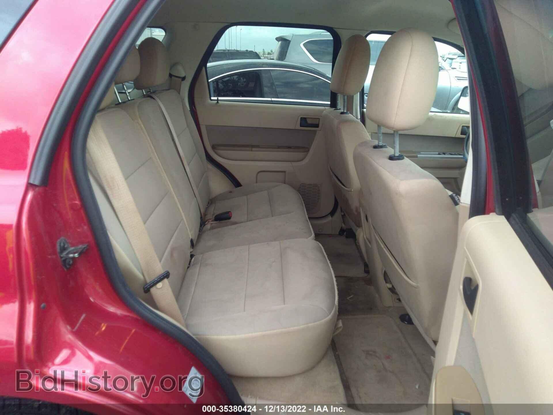2011 FORD ESCAPE - VIN: 1FMCU9DG6BKB04413 - Photo 8