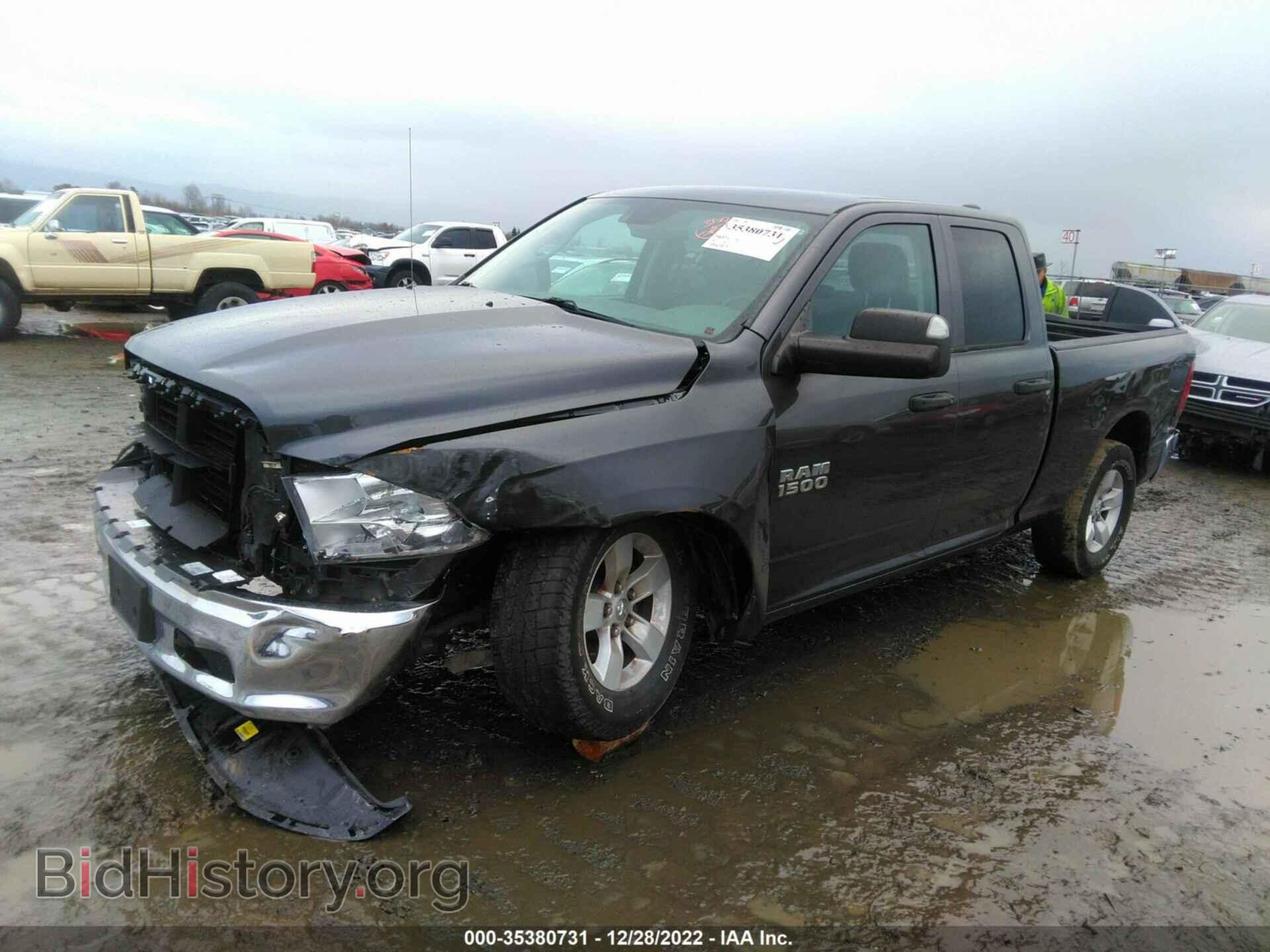 2016 RAM 1500 - VIN: 1C6RR6FG2GS243349 - Фото 2