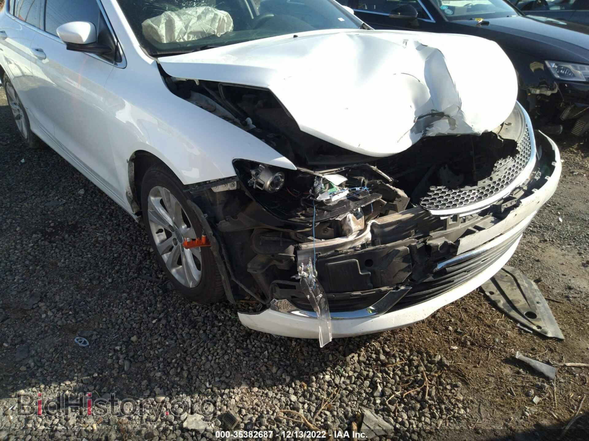 2015 CHRYSLER 200 - VIN: 1C3CCCAB6FN621619 - Photo 6