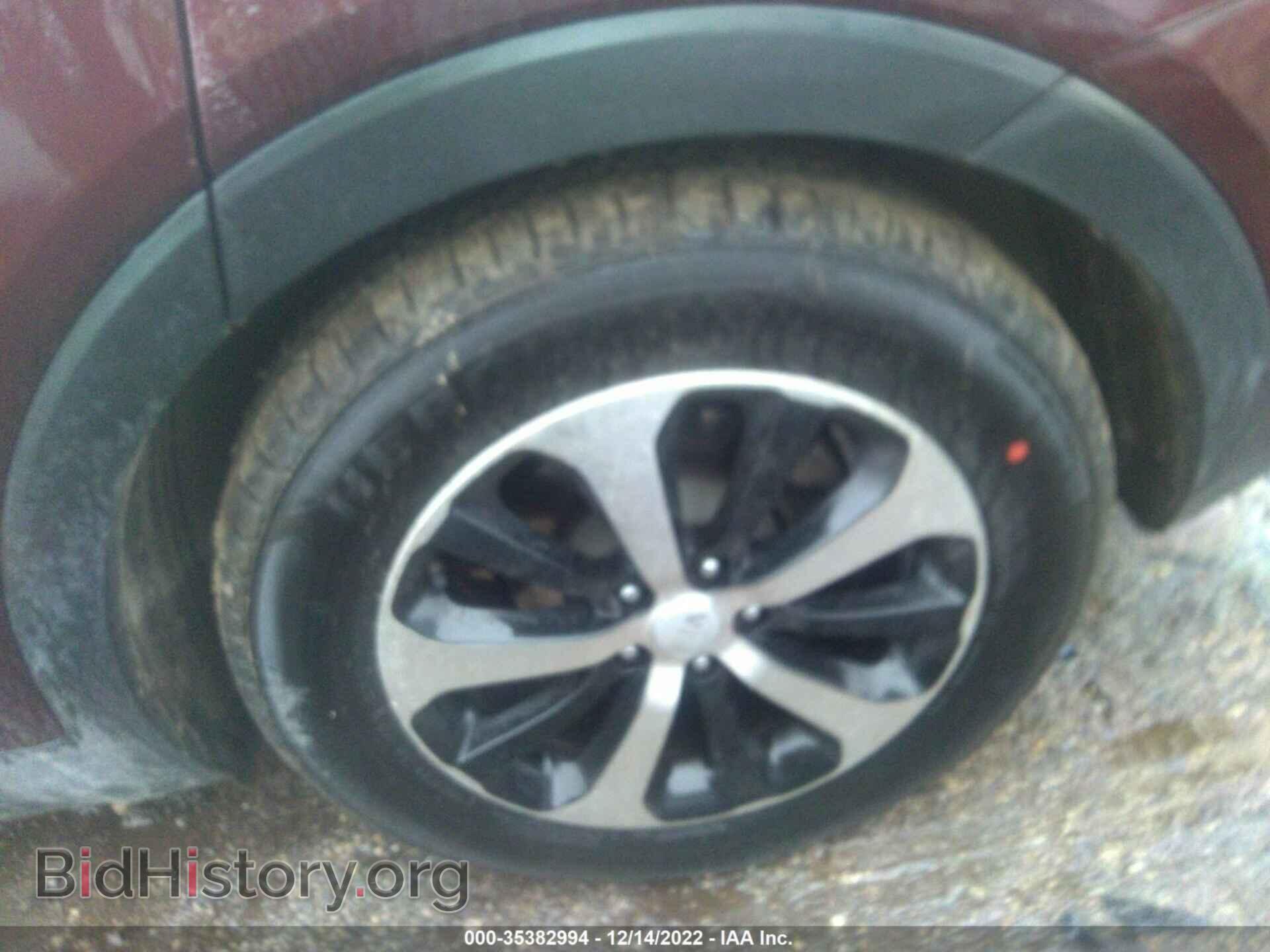 2018 KIA SORENTO - VIN: 5XYPHDA55JG427663 - Фото 14
