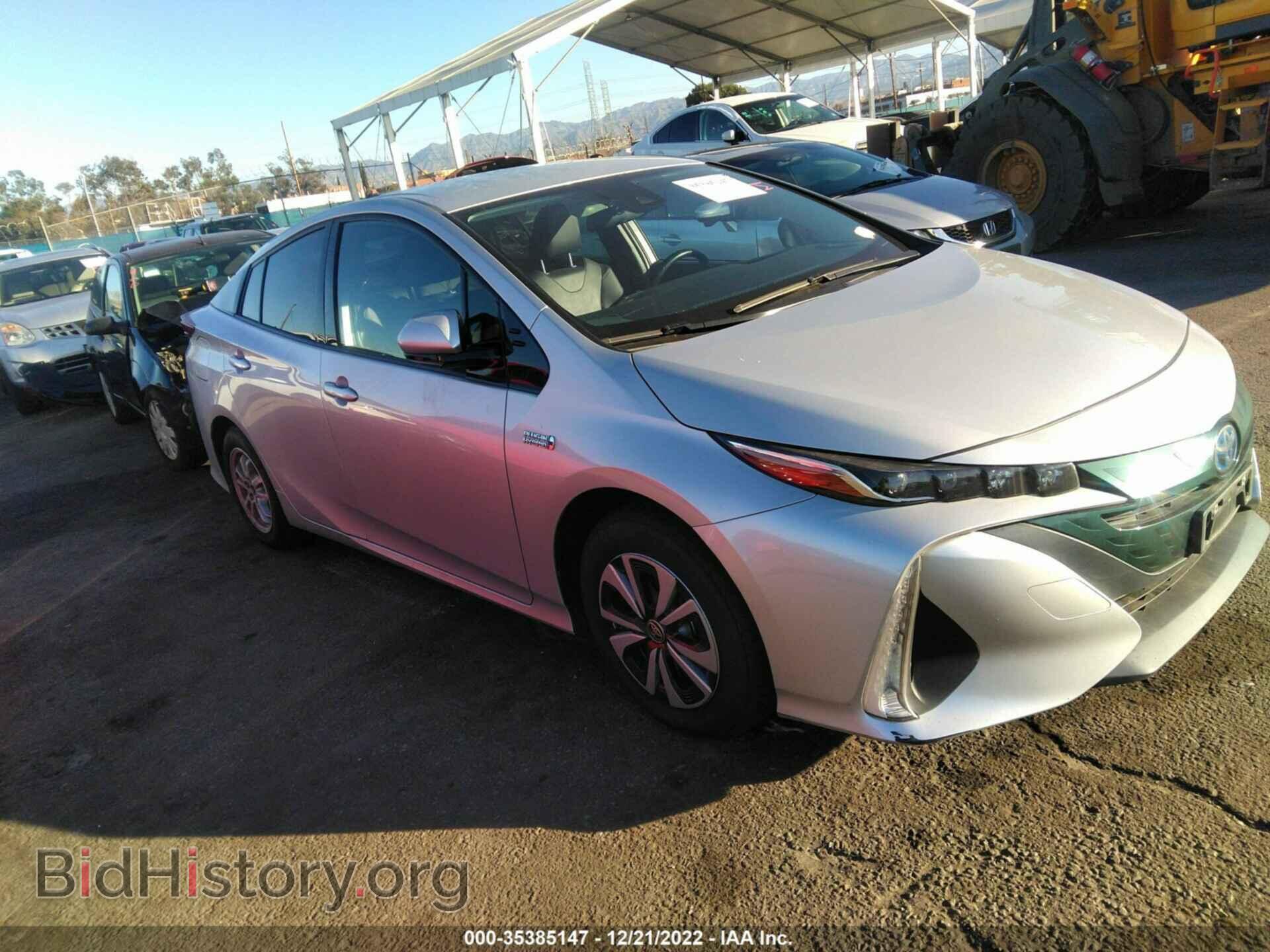 Фотография JTDKARFPXH3063048 - TOYOTA PRIUS PRIME 2017