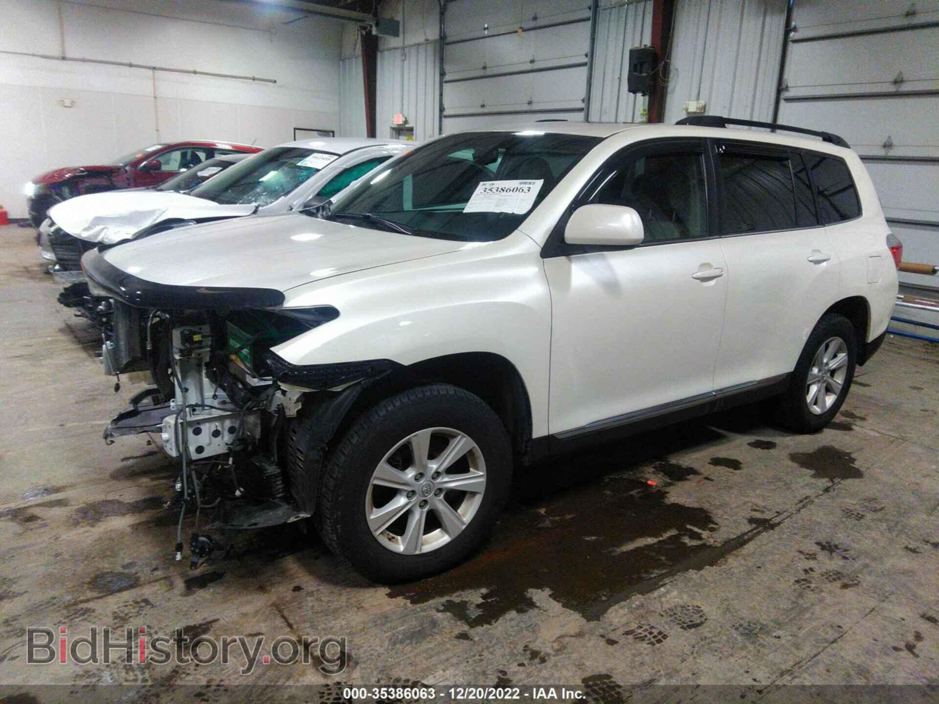 2013 TOYOTA HIGHLANDER - VIN: 5TDBK3EH8DS278523 - Photo 2