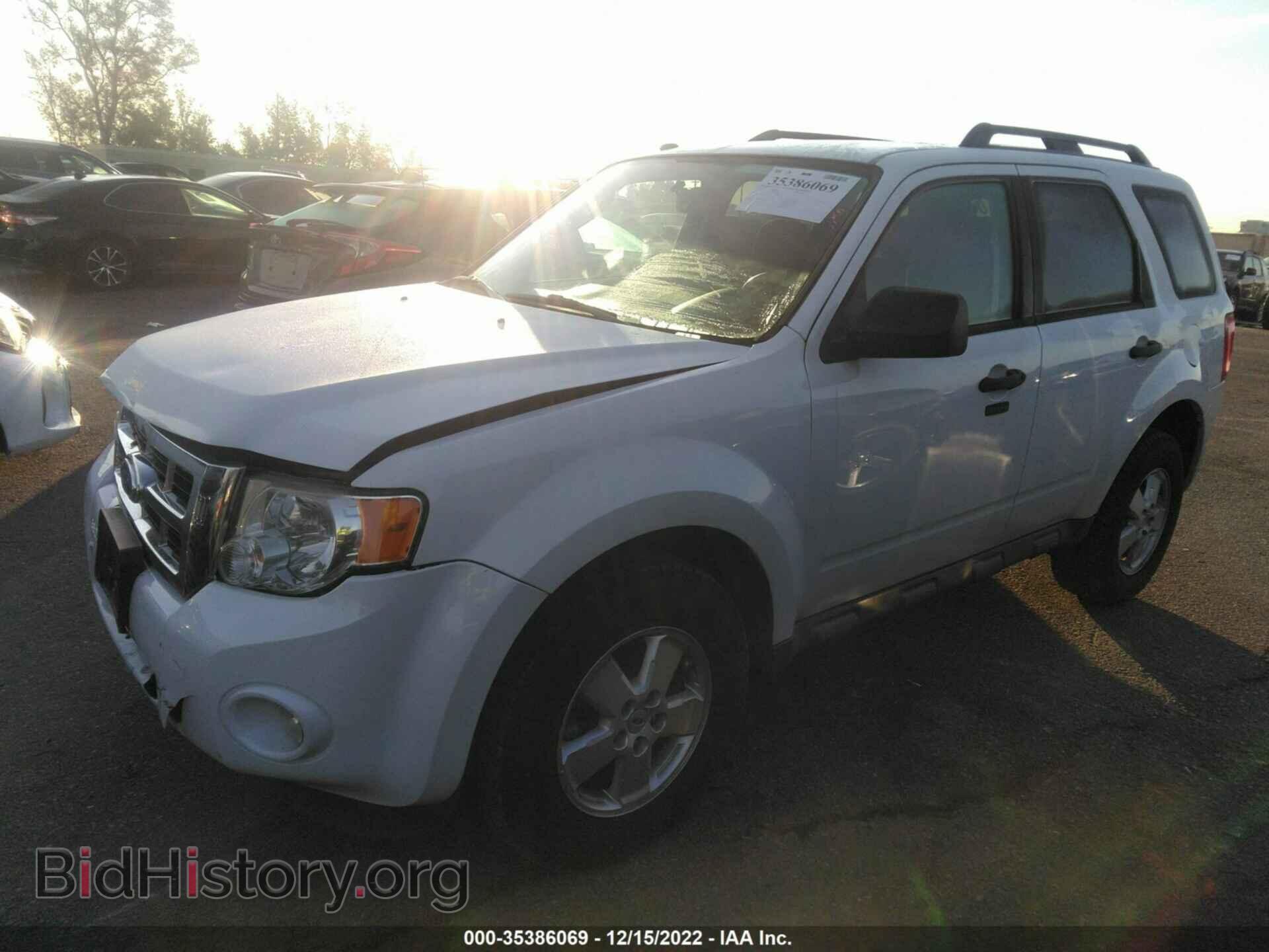 2012 FORD ESCAPE - VIN: 1FMCU9D77CKB44985 - Photo 2