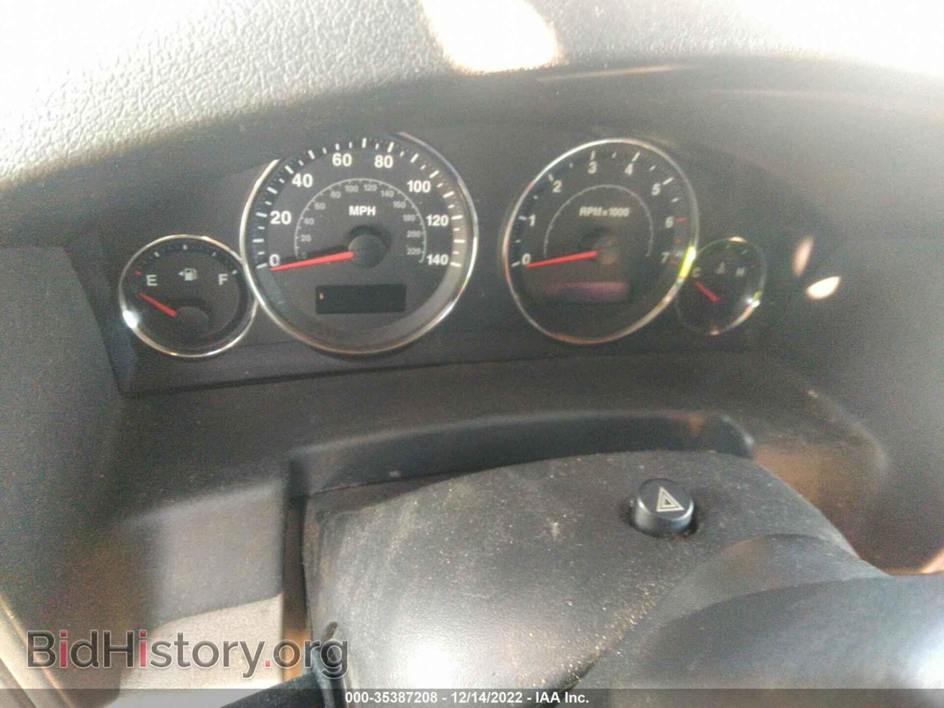 2007 JEEP COMMANDER - VIN: 1J8HH68287C643881 - Фото 7