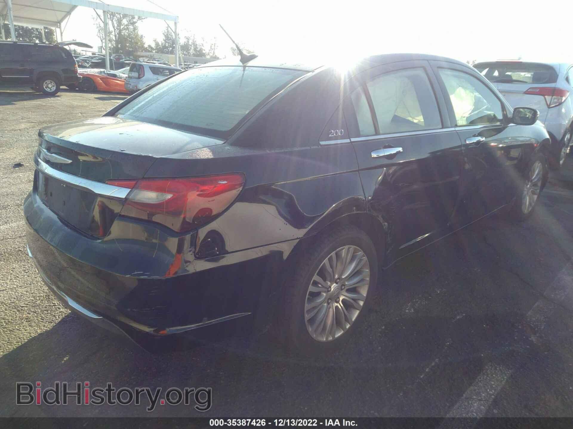 2012 CHRYSLER 200 - VIN: 1C3CCBCB3CN178946 - Фото 4