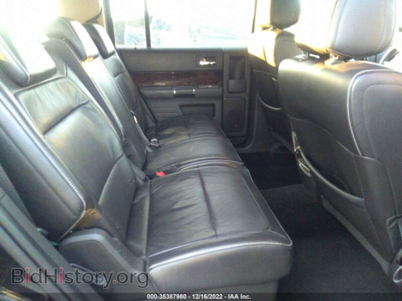 2011 Ford FLEX (VIN 2FMGK5CC7BBD11286) — фото 8 из 11