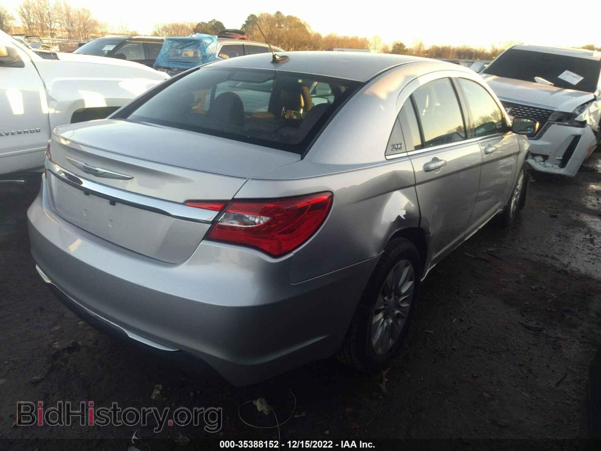 2012 CHRYSLER 200 - VIN: 1C3CCBABXCN319711 - Фото 4