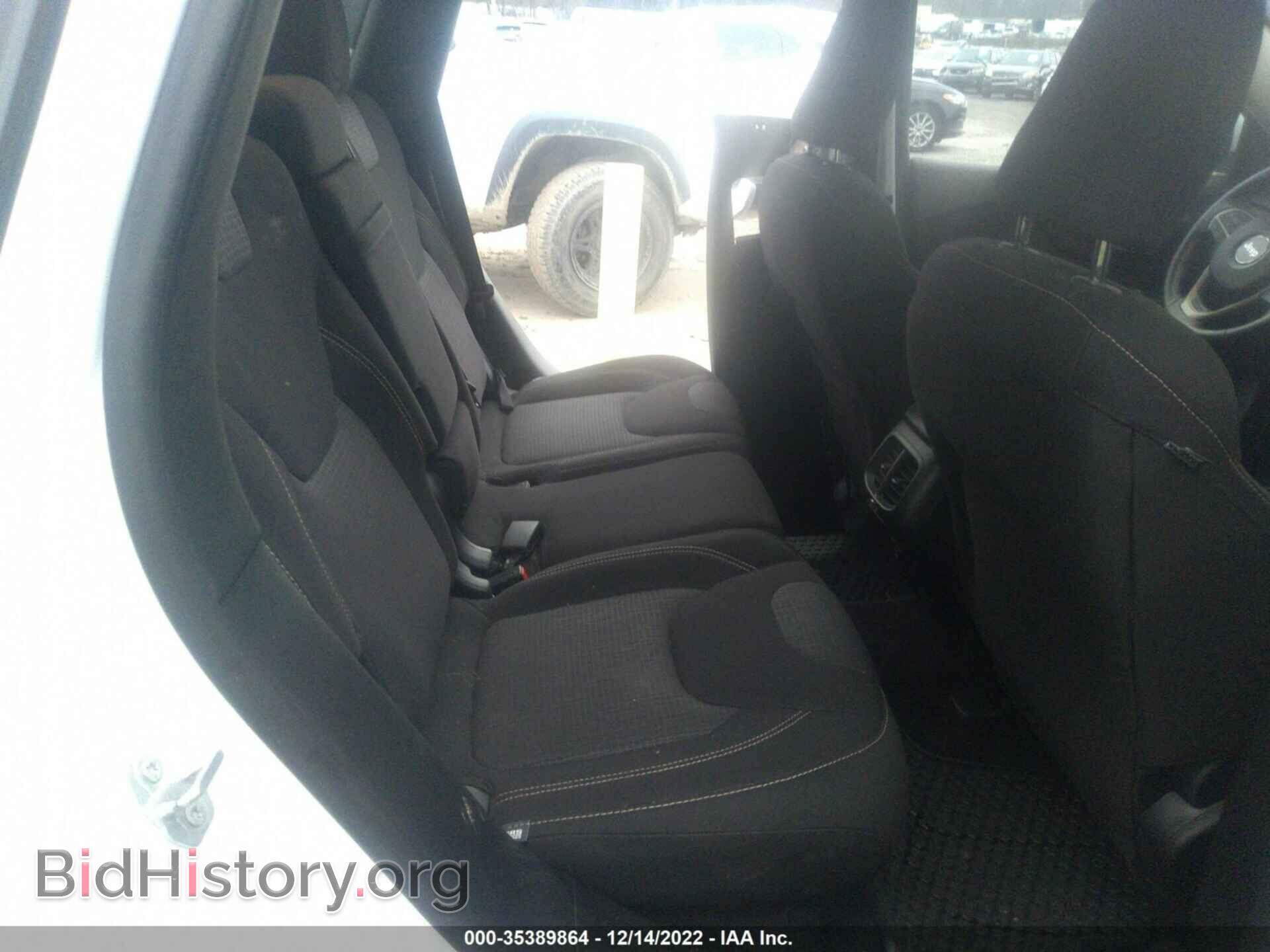 2016 JEEP CHEROKEE - VIN: 1C4PJMCB4GW332899 - Фото 8