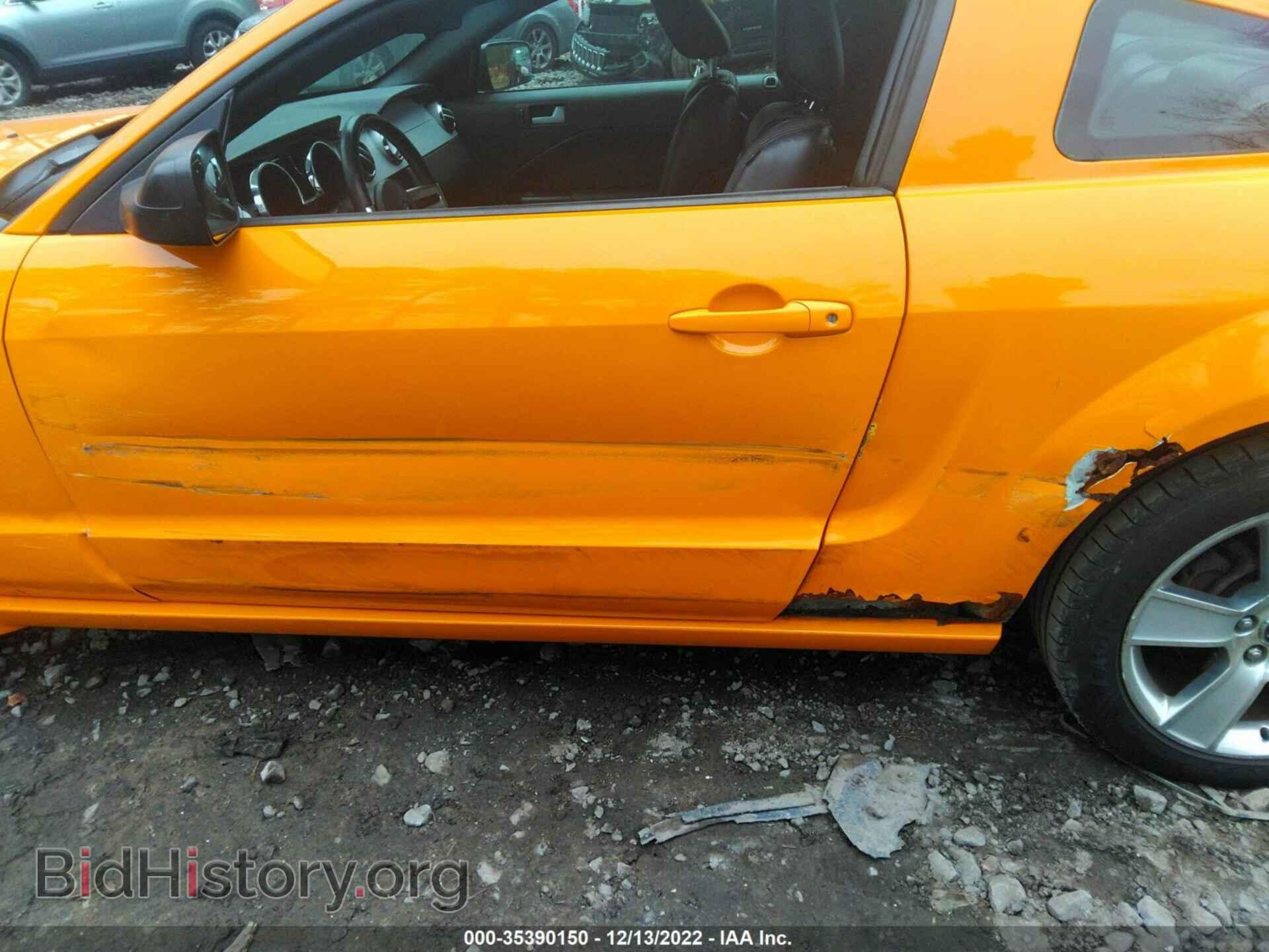 2007 FORD MUSTANG - VIN: 1ZVHT82H775308773 - Фото 6