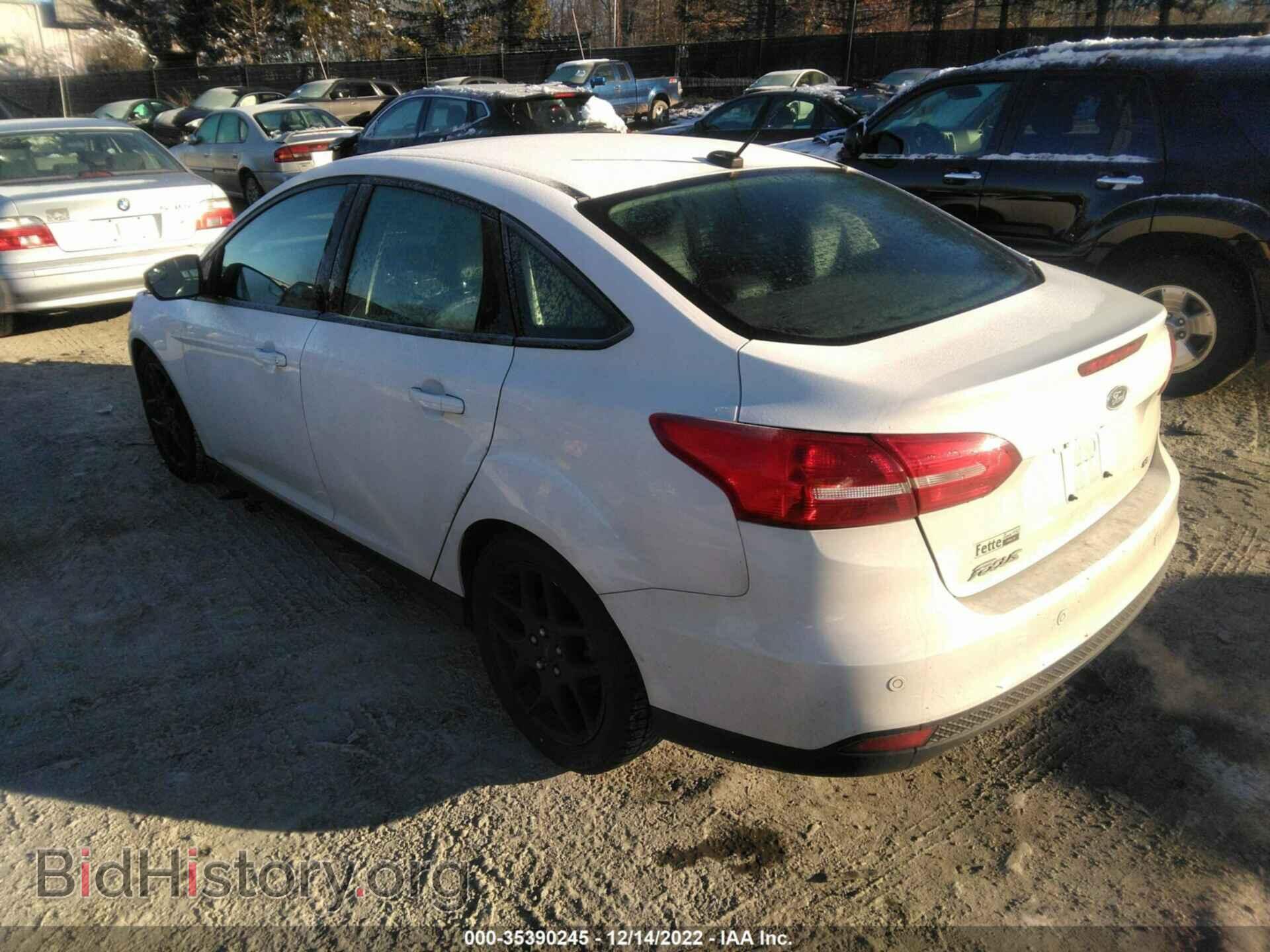 2016 FORD FOCUS - VIN: 1FADP3F26GL329923 - Фото 3