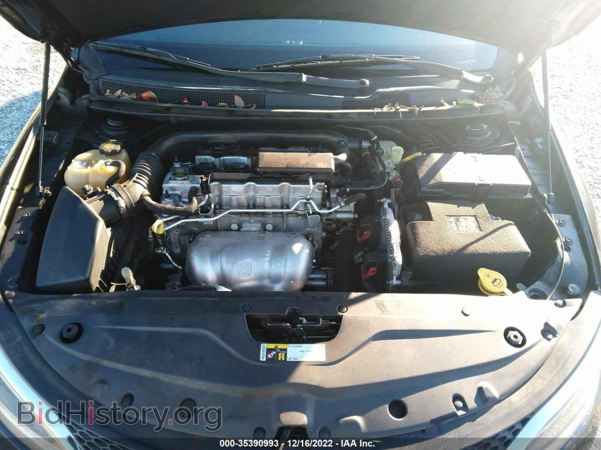 2015 CHRYSLER 200 - VIN: 1C3CCCAB0FN640084 - Фото 10