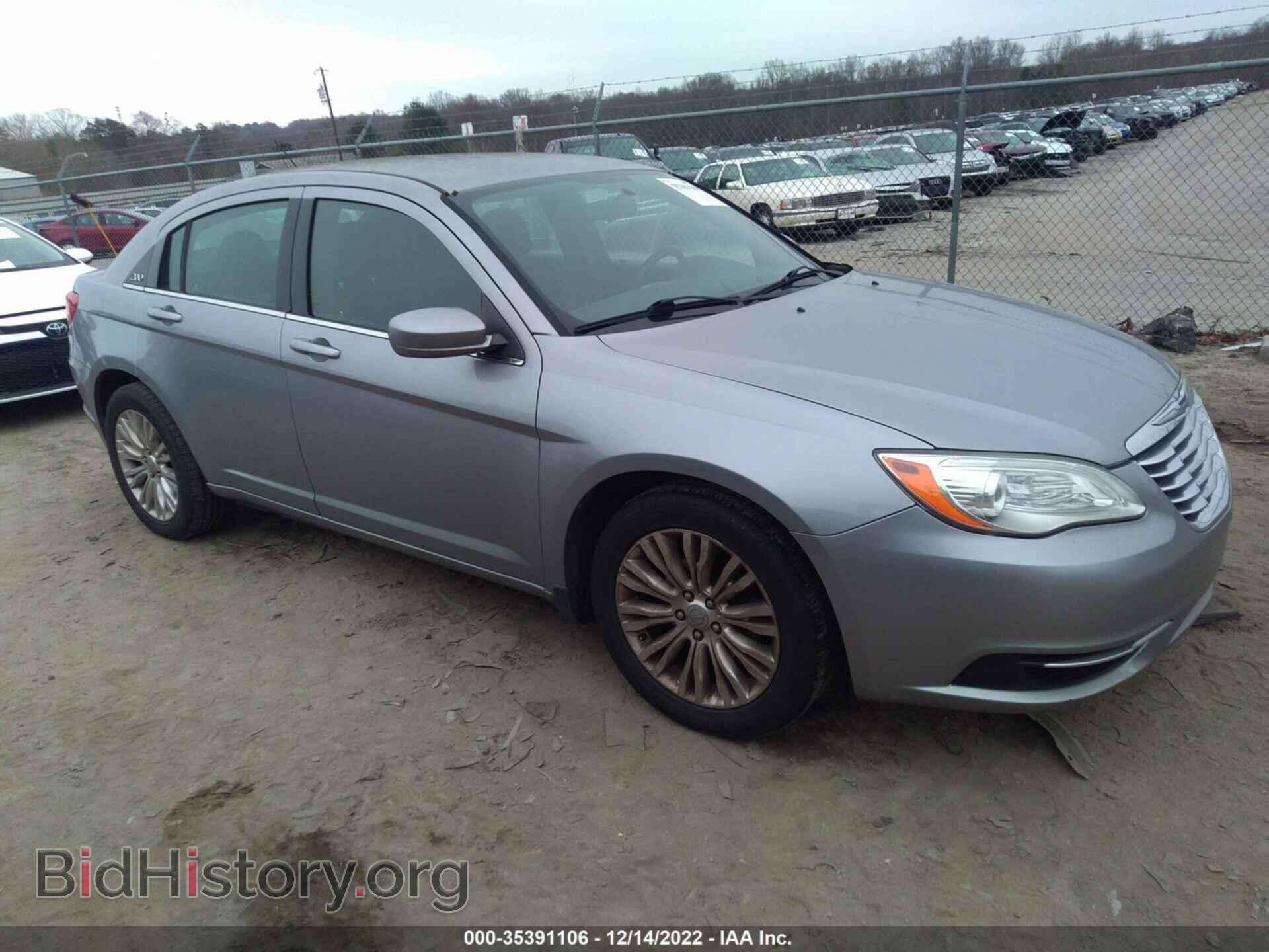 Photo 1C3CCBBB6DN693748 - CHRYSLER 200 2013