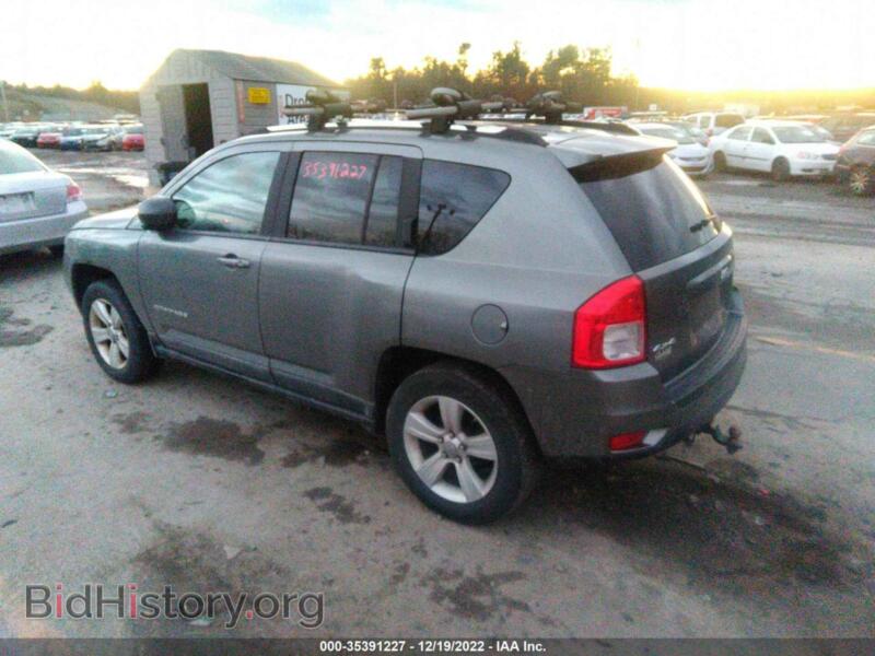 2011 Jeep COMPASS (VIN 1J4NF1FB2BD248243) — фото 3 из 11