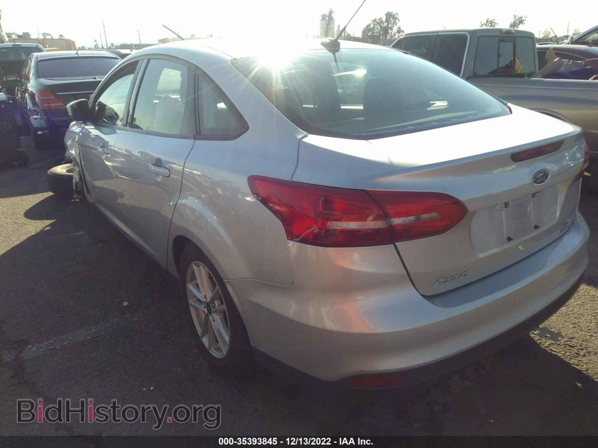 2018 FORD FOCUS - VIN: 1FADP3FE2JL312862 - Фото 3
