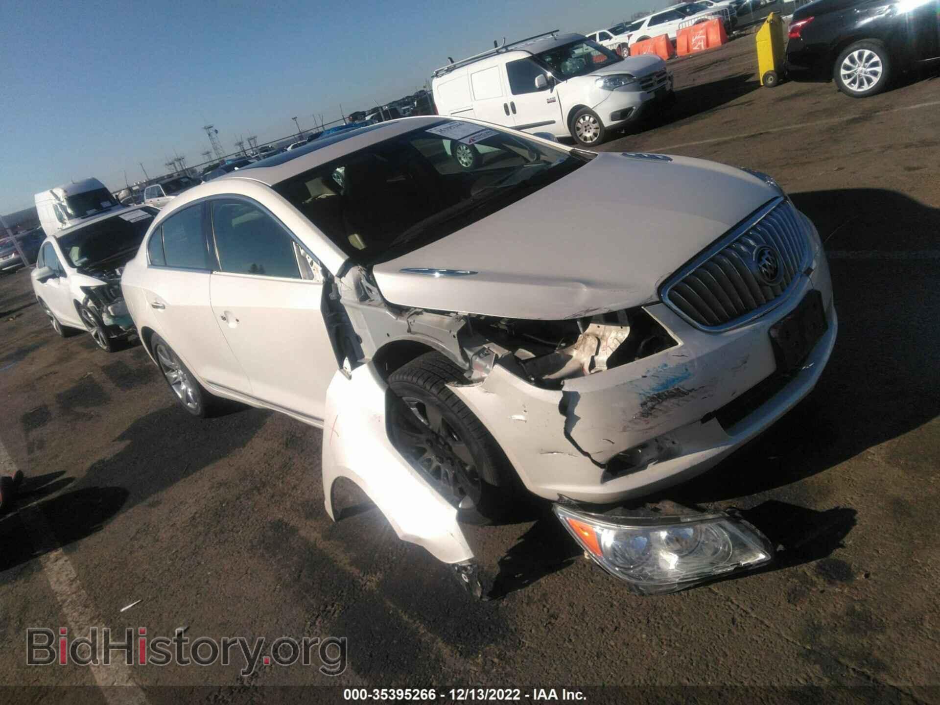 Photo 1G4GH5E31CF363220 - BUICK LACROSSE 2012