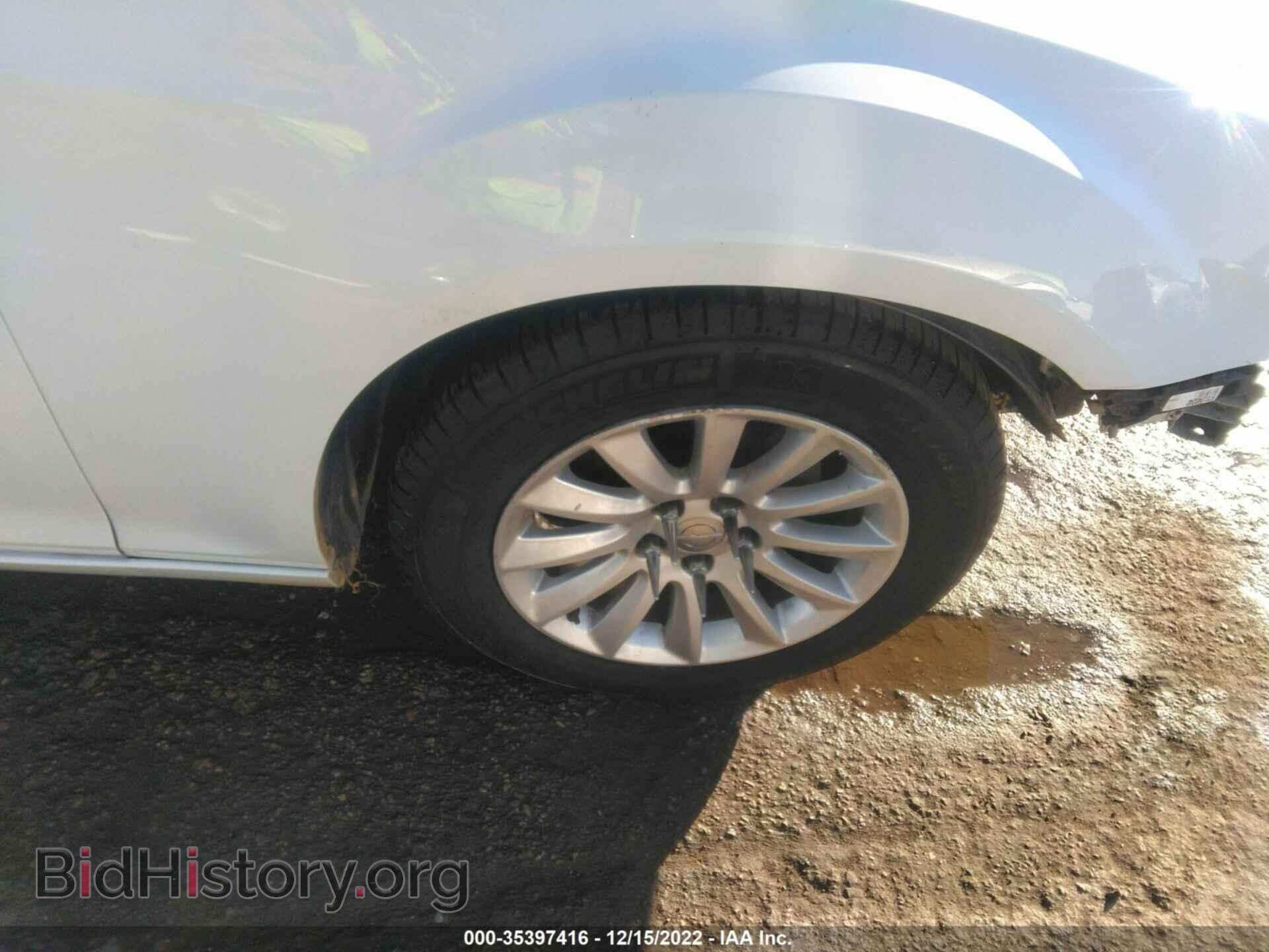 2014 CHRYSLER 300 - VIN: 2C3CCAAG7EH118513 - Фото 14
