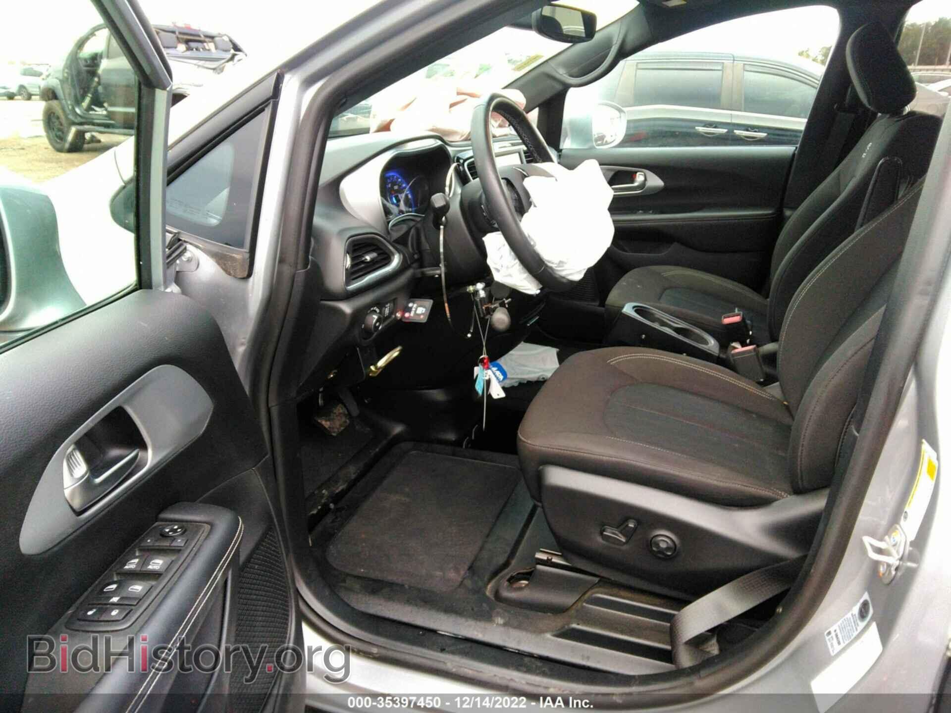2019 CHRYSLER PACIFICA - VIN: 2C4RC1FG8KR746018 - Photo 5